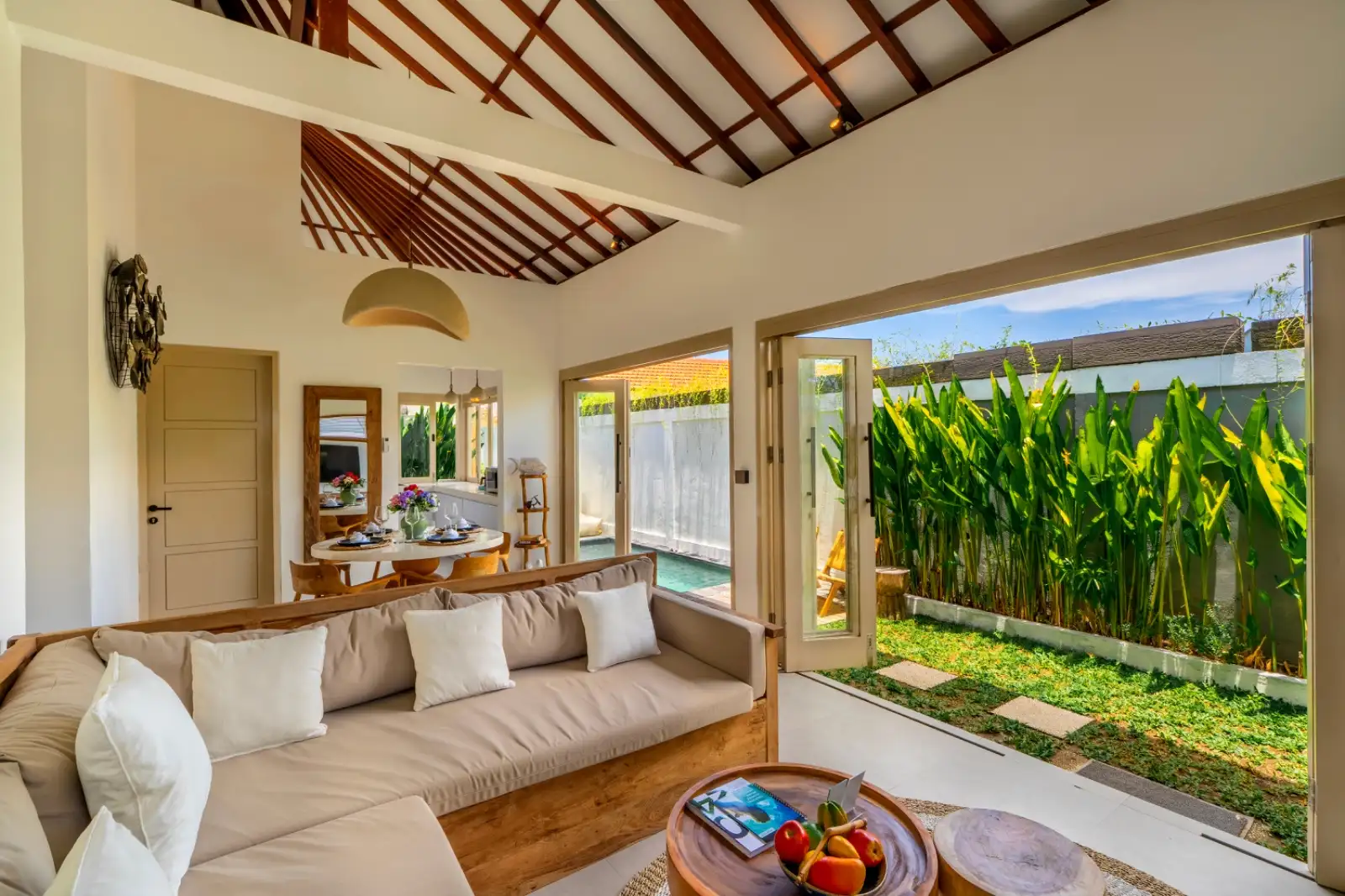 Villa 110m² in Indonesia, Canggu. Priced at 189000$ rent photo-21