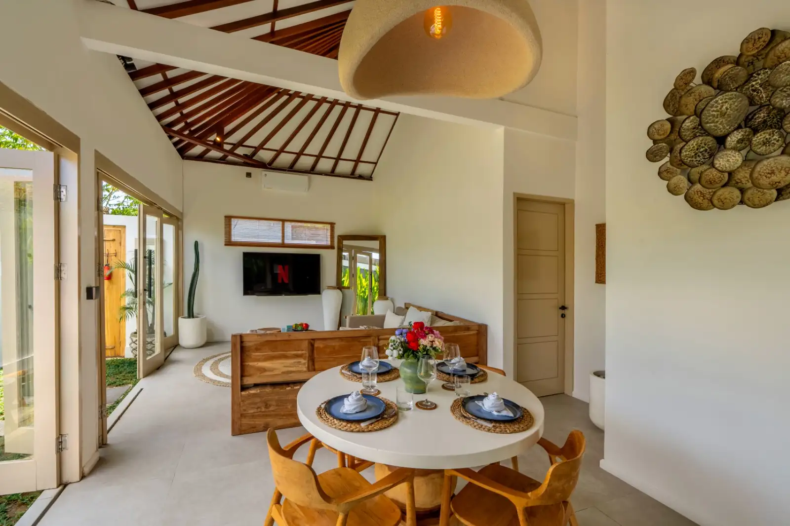 Villa 110m² in Indonesia, Canggu. Priced at 189000$ rent photo-22