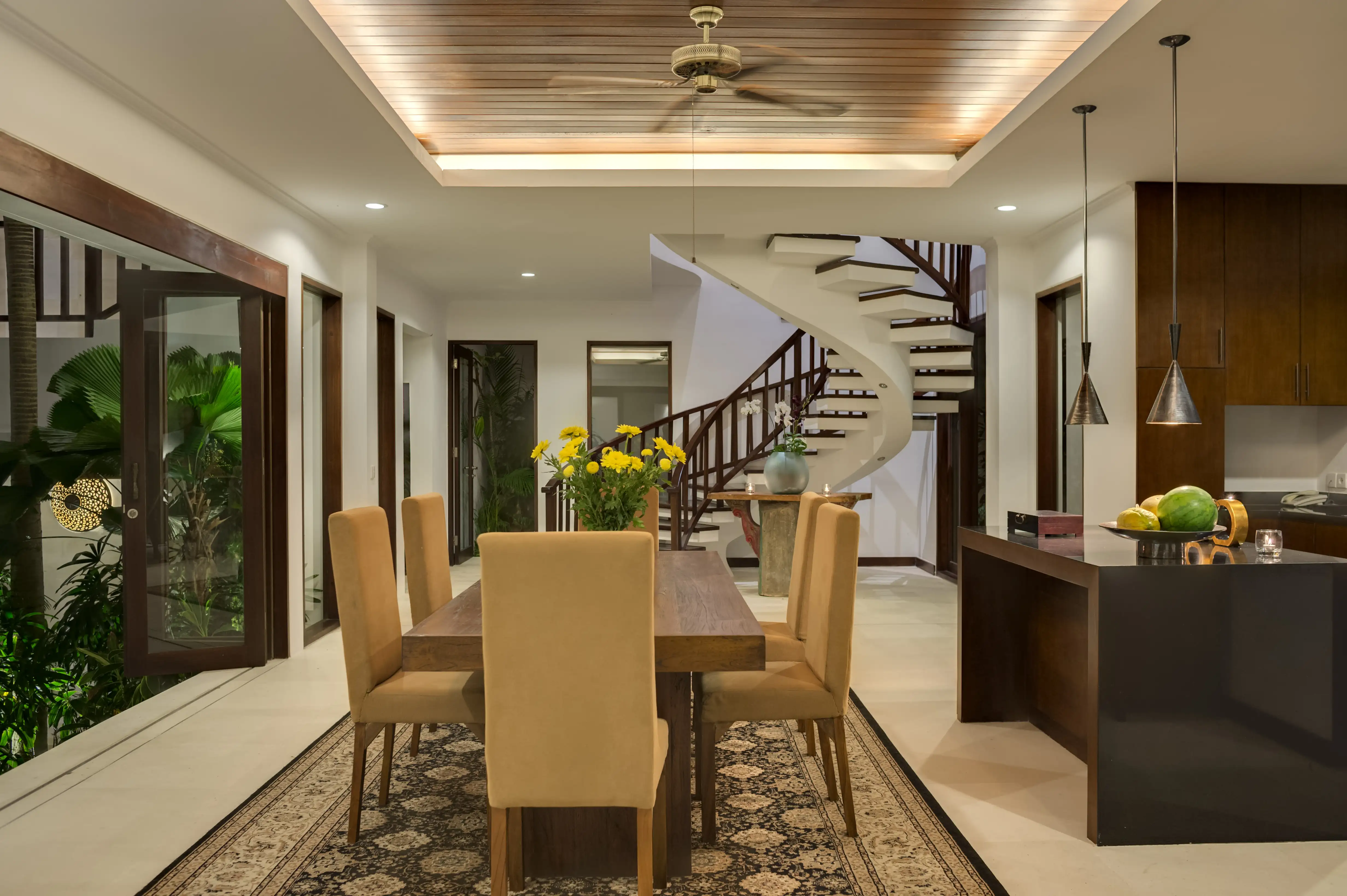 Villa 450m² in Indonesia, Canggu. Priced at 500000$ rent photo-11