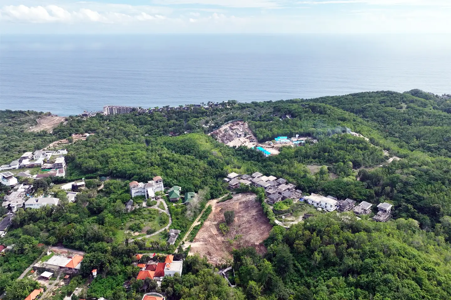 Land 0m² in Indonesia, Bukit. Priced at 858600$ rent photo-3