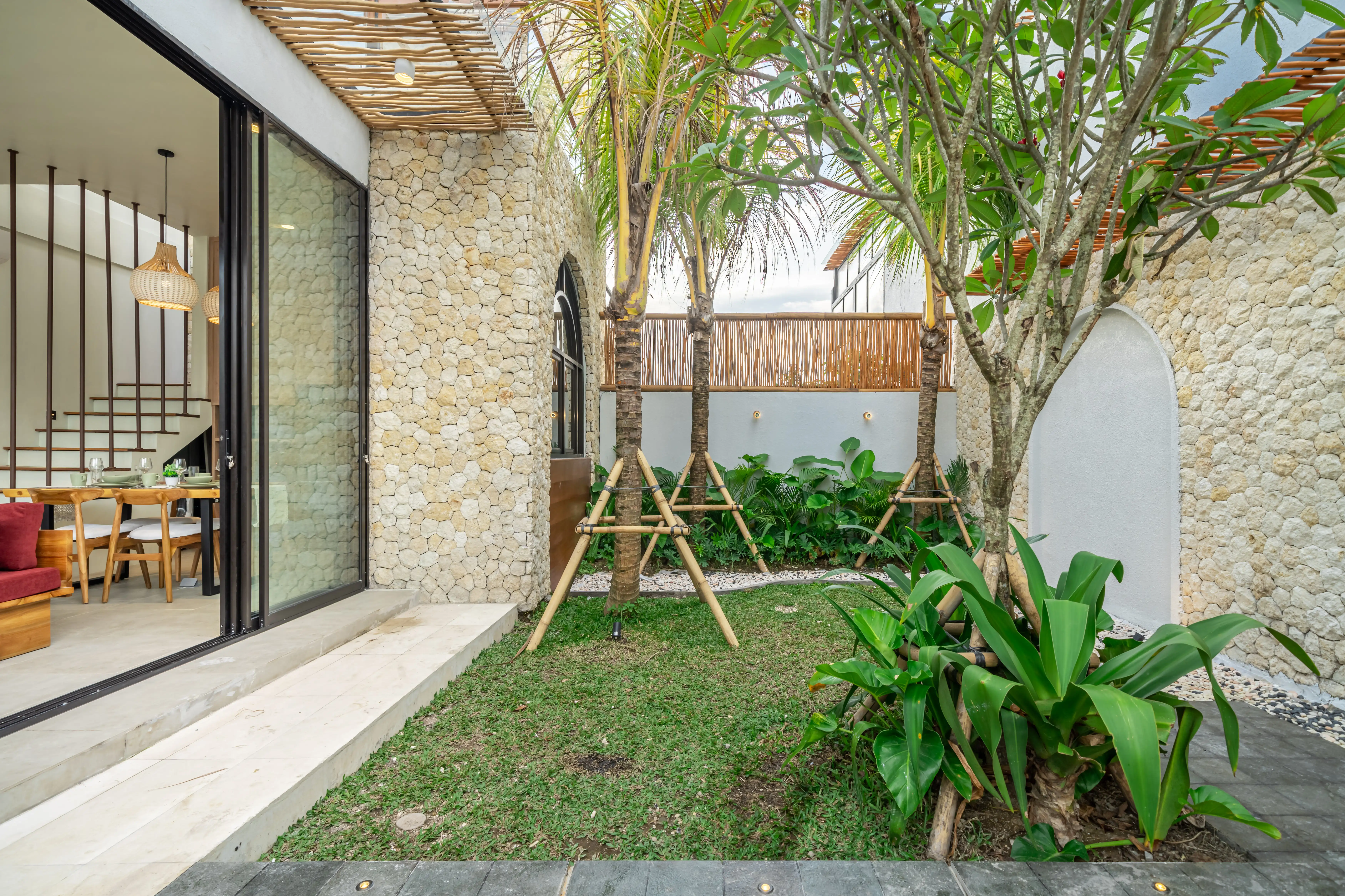 Villa 114m² in Indonesia, Canggu. Priced at 374000$ rent photo-3