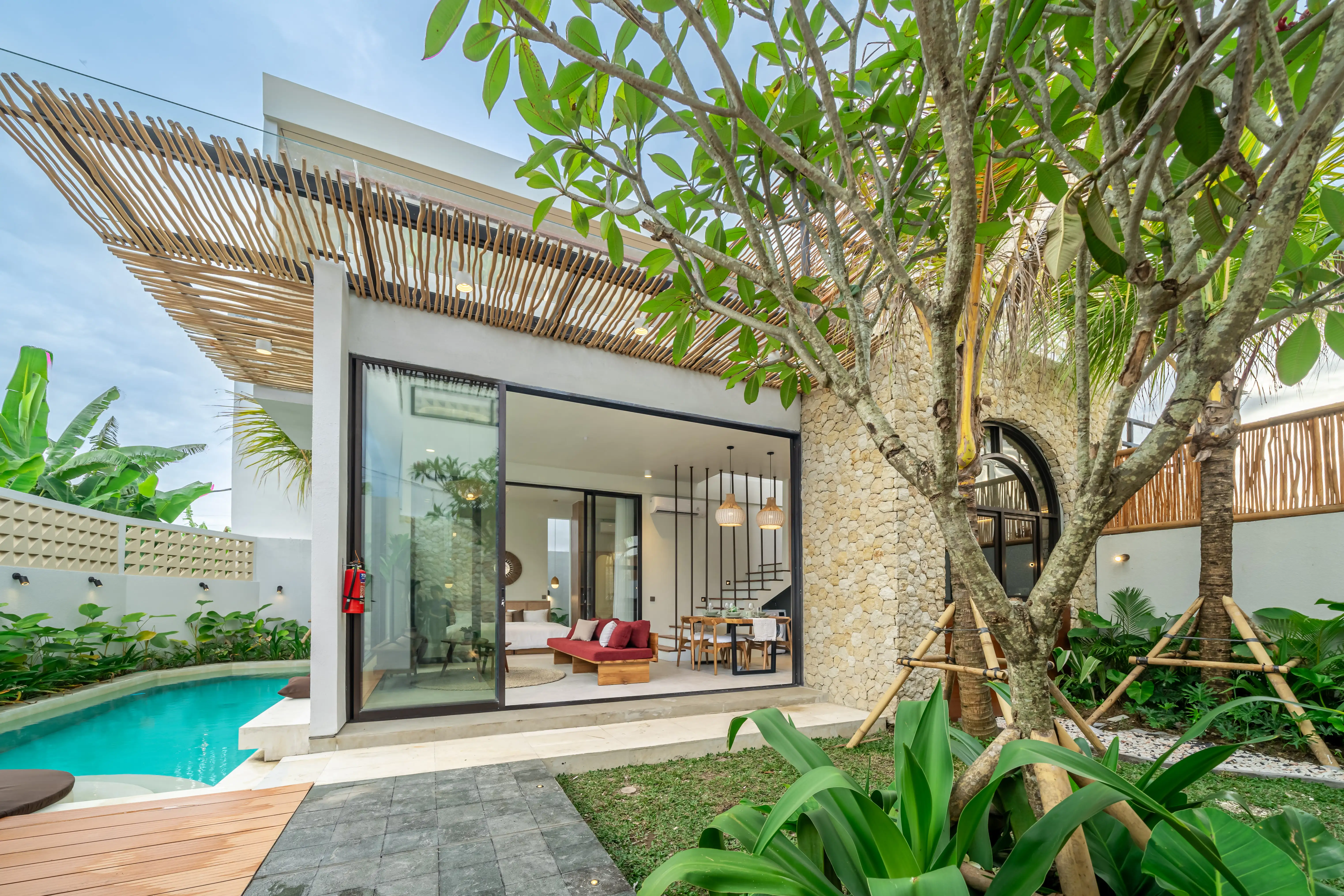 Villa 114m² in Indonesia, Canggu. Priced at 374000$ rent photo-5