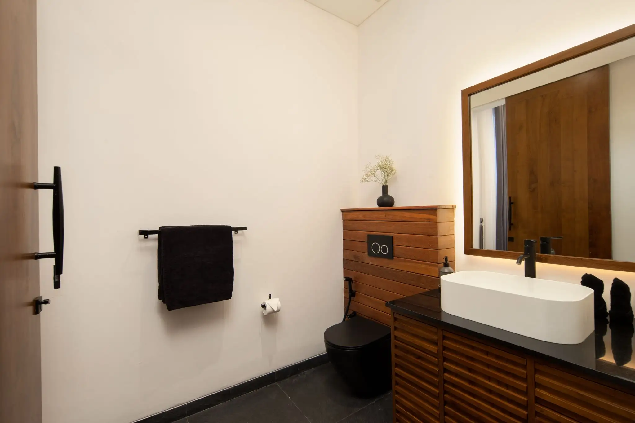 Villa 105m² in Indonesia, Canggu. Priced at 329000$ rent photo-12