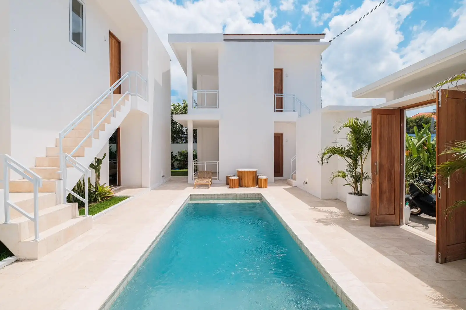 Flat 45m² in Indonesia, Canggu. Priced at 111000$ rent photo-10