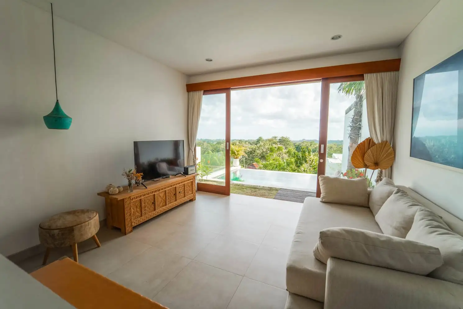 Villa 180m² in Indonesia, Bukit. Priced at 233775$ rent photo-3