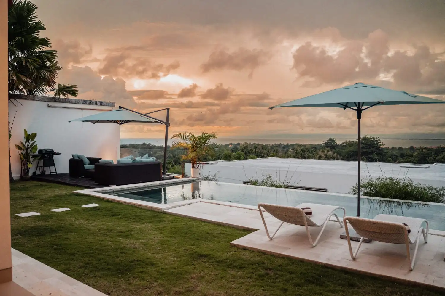 Villa 286m² in Indonesia, Bukit. Priced at 480908$ rent photo-4