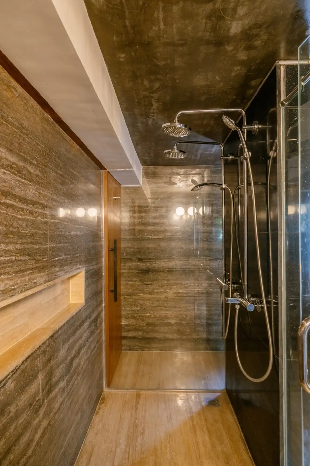 Villa 492m² in Indonesia, Canggu. Priced at 1008249$ rent photo-5