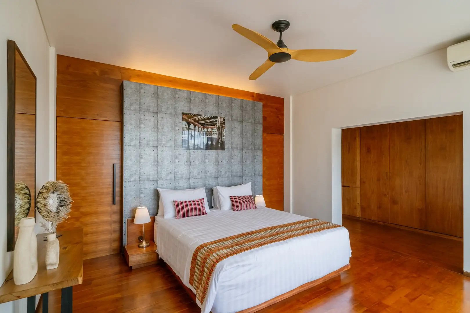Villa 492m² in Indonesia, Canggu. Priced at 1008249$ rent photo-8