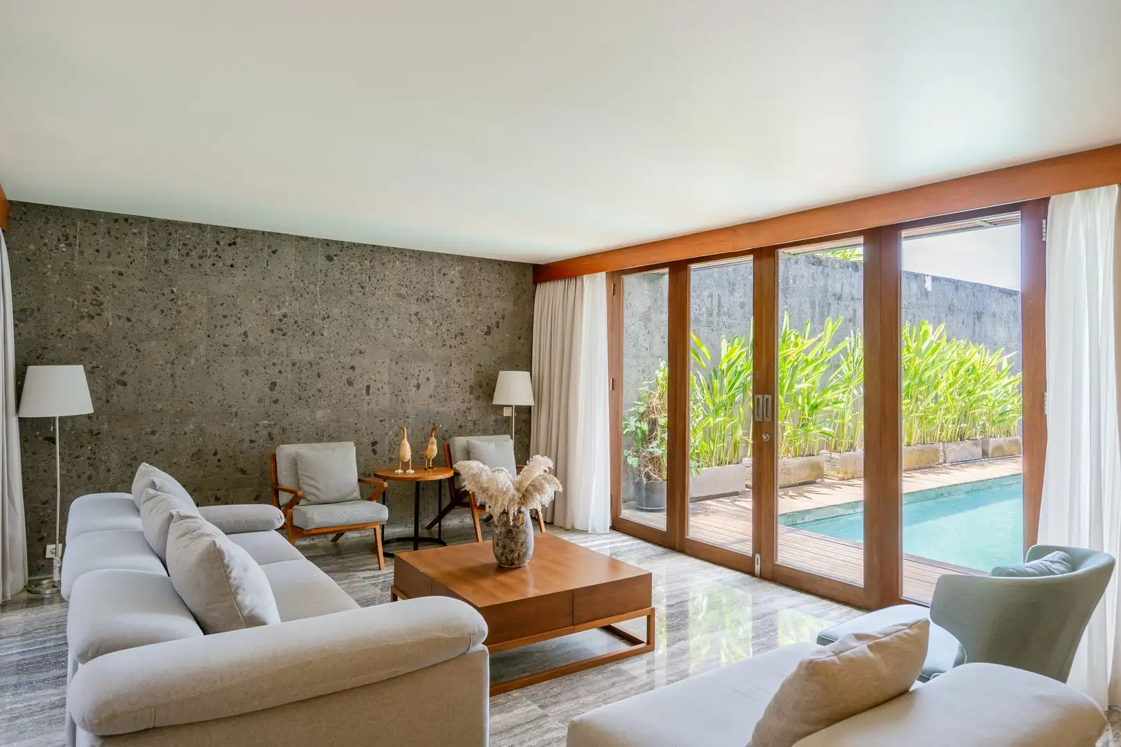 Villa 492m² in Indonesia, Canggu. Priced at 1008249$ rent photo-19