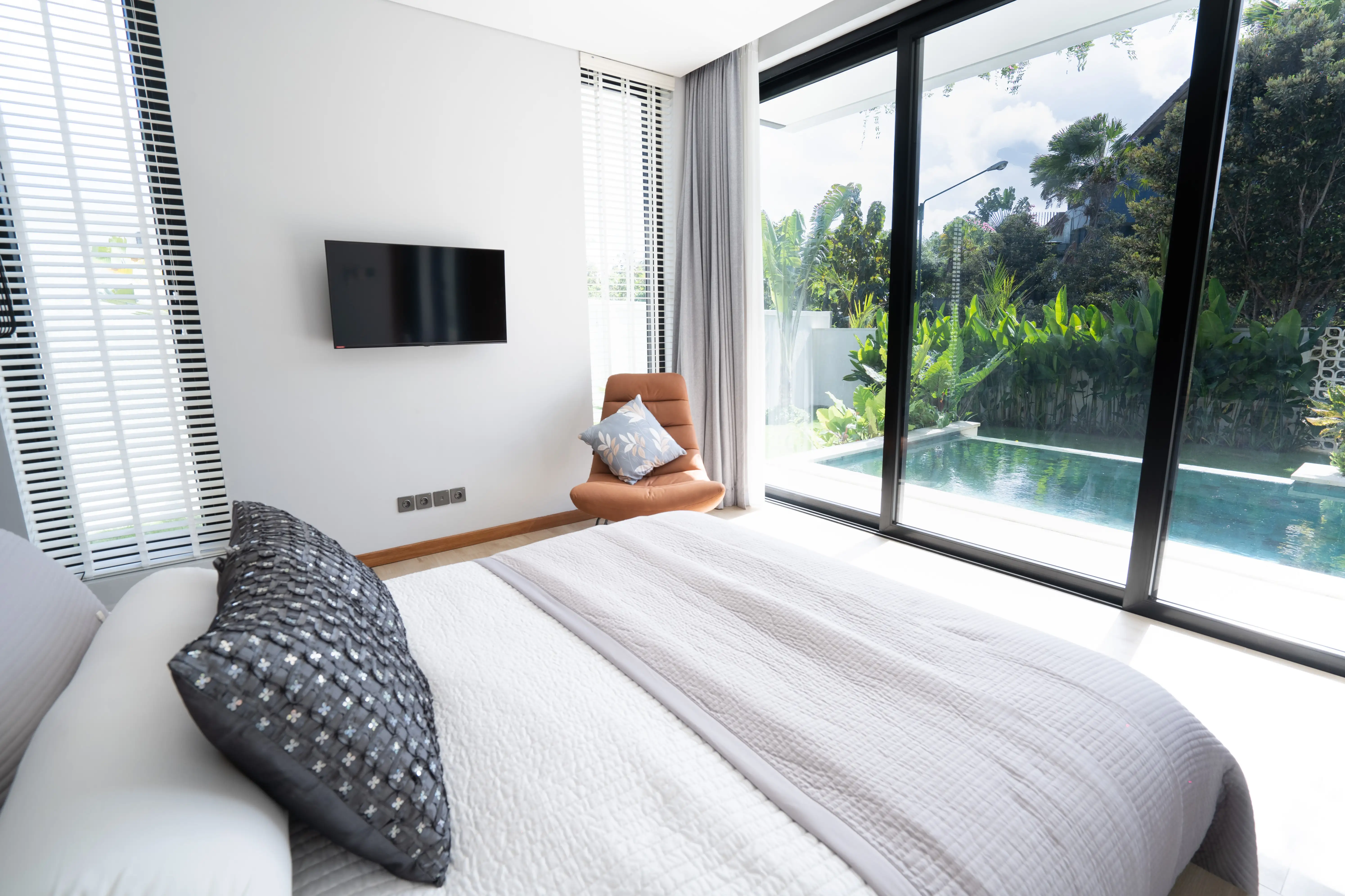 Villa 450m² in Indonesia, Bukit. Priced at 843563$ rent photo-30