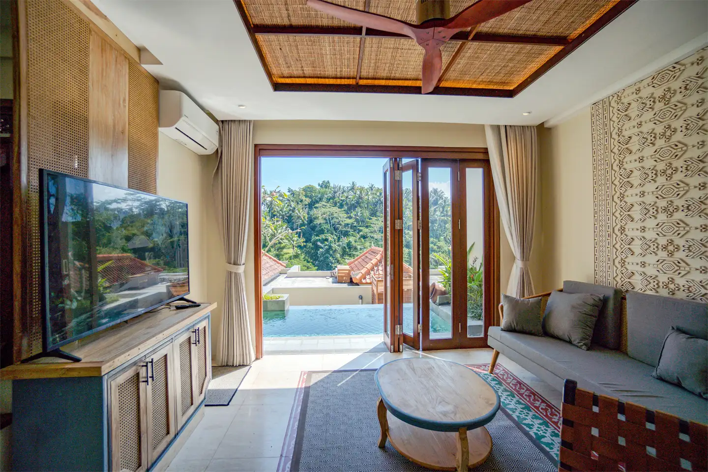 Villa 92m² in Indonesia, Ubud. Priced at 271679$ rent photo-10