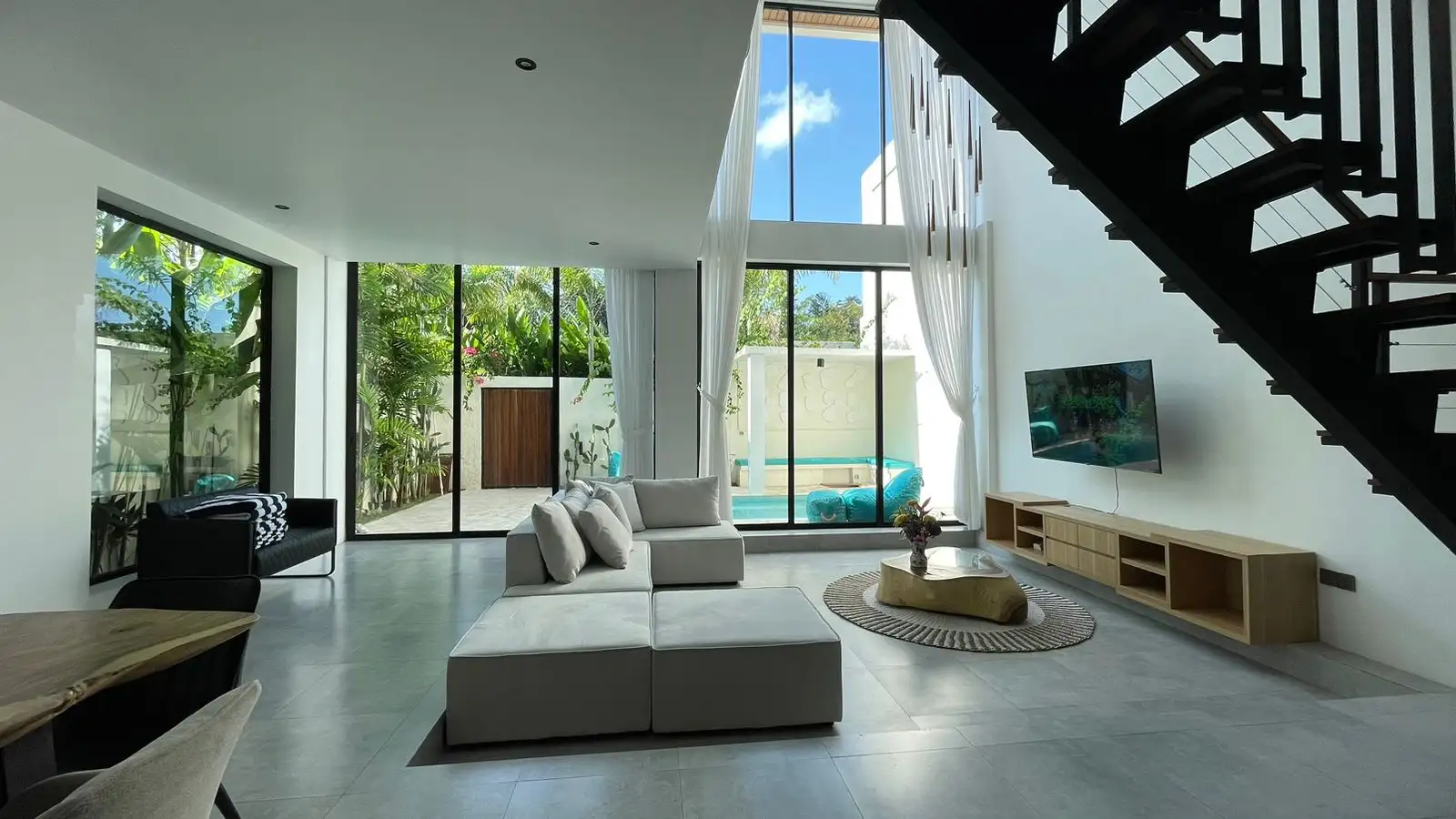 Villa 187m² in Indonesia, Canggu. Priced at 300000$ rent photo-22