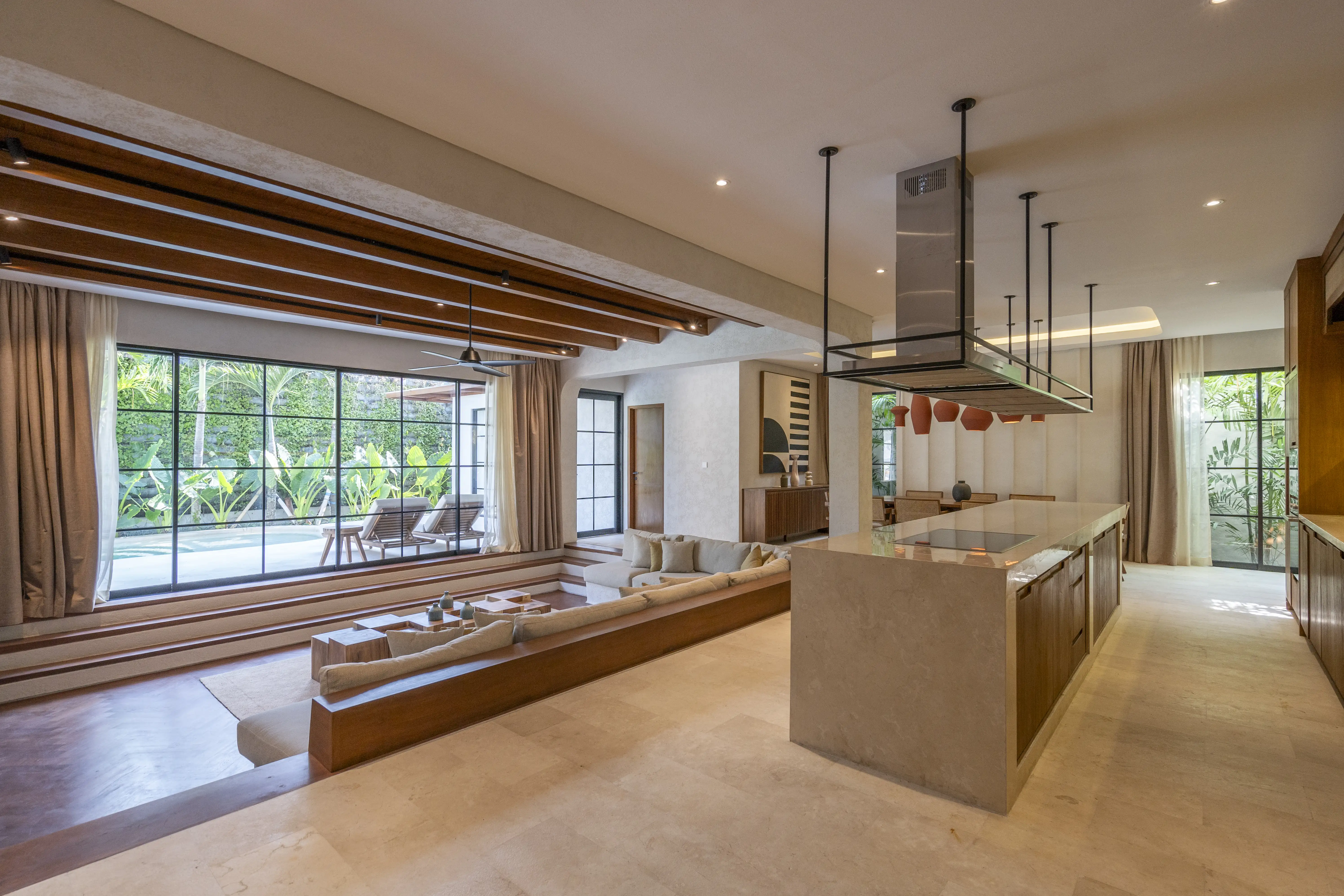 Villa 400m² in Indonesia, Canggu. Priced at 1200000$ rent photo-9