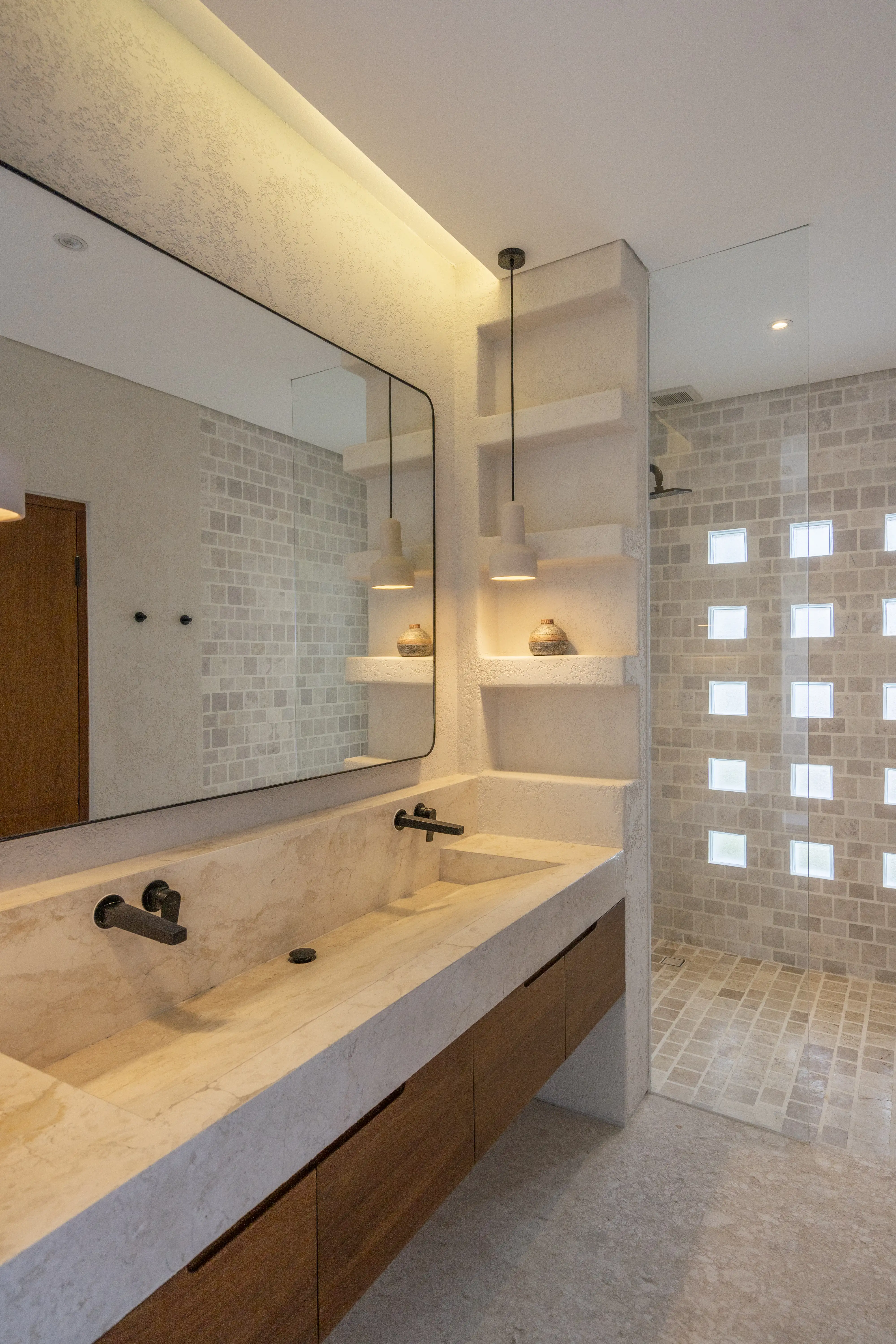 Villa 400m² in Indonesia, Canggu. Priced at 1200000$ rent photo-17