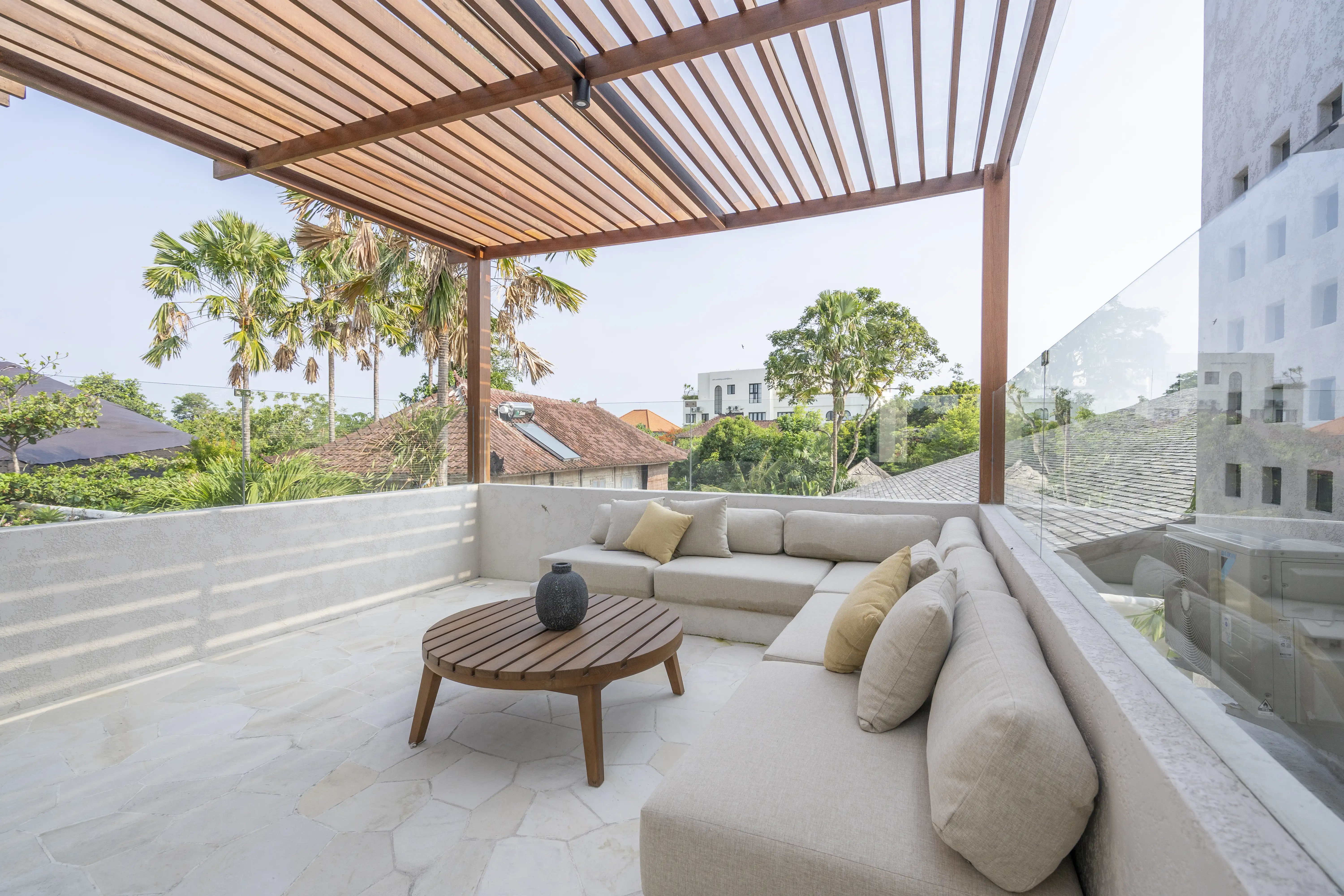Villa 400m² in Indonesia, Canggu. Priced at 1200000$ rent photo-24