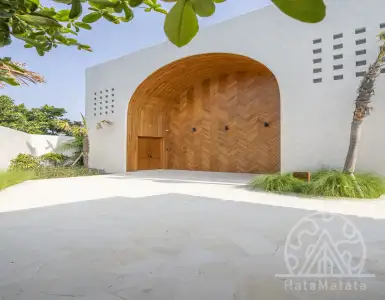 Buy in Indonesia for 1200000$