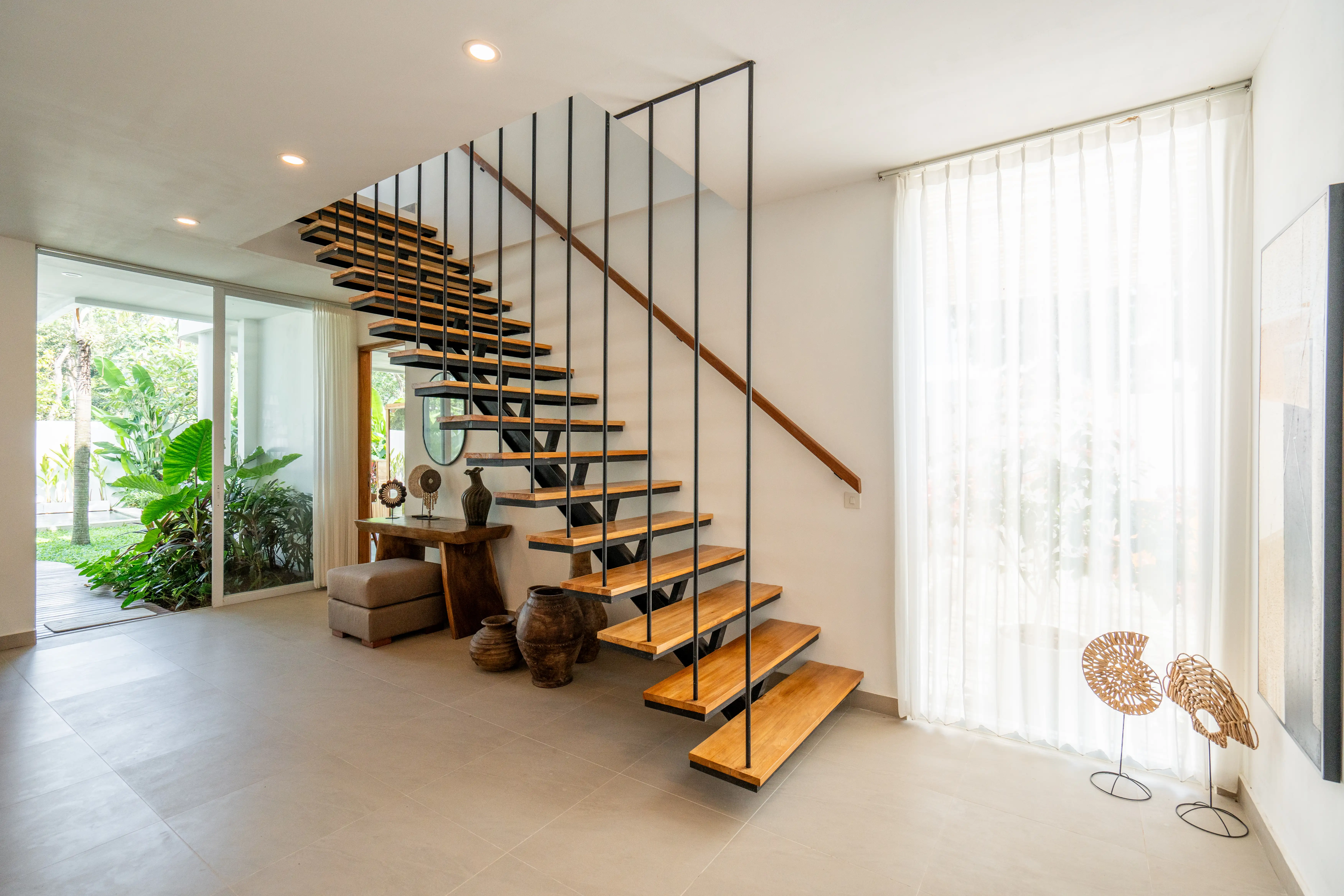 Villa 200m² in Indonesia, Kedungu. Priced at 310000$ rent photo-10