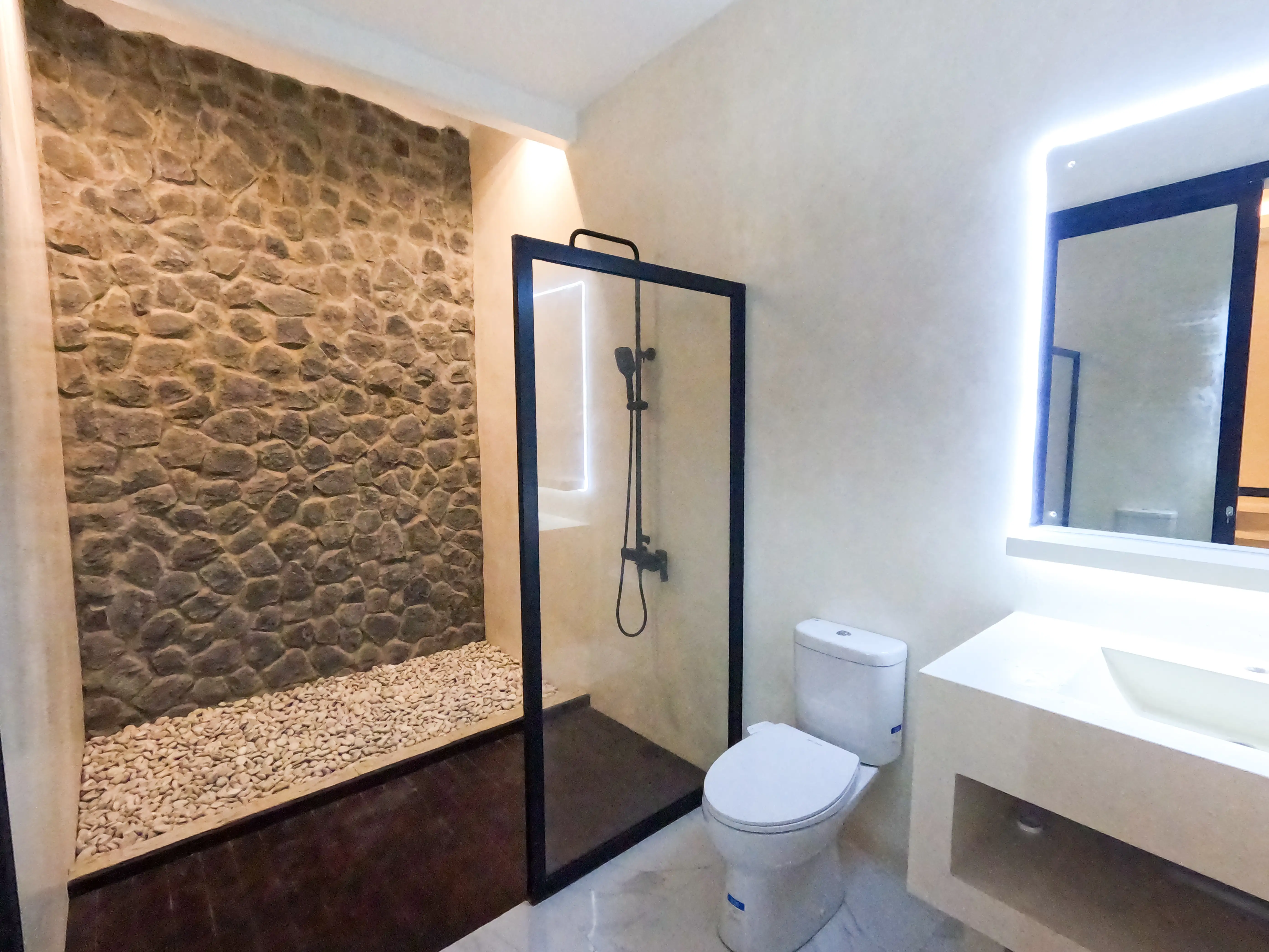 Villa 115m² in Indonesia, Bukit. Priced at 267599$ rent photo-1
