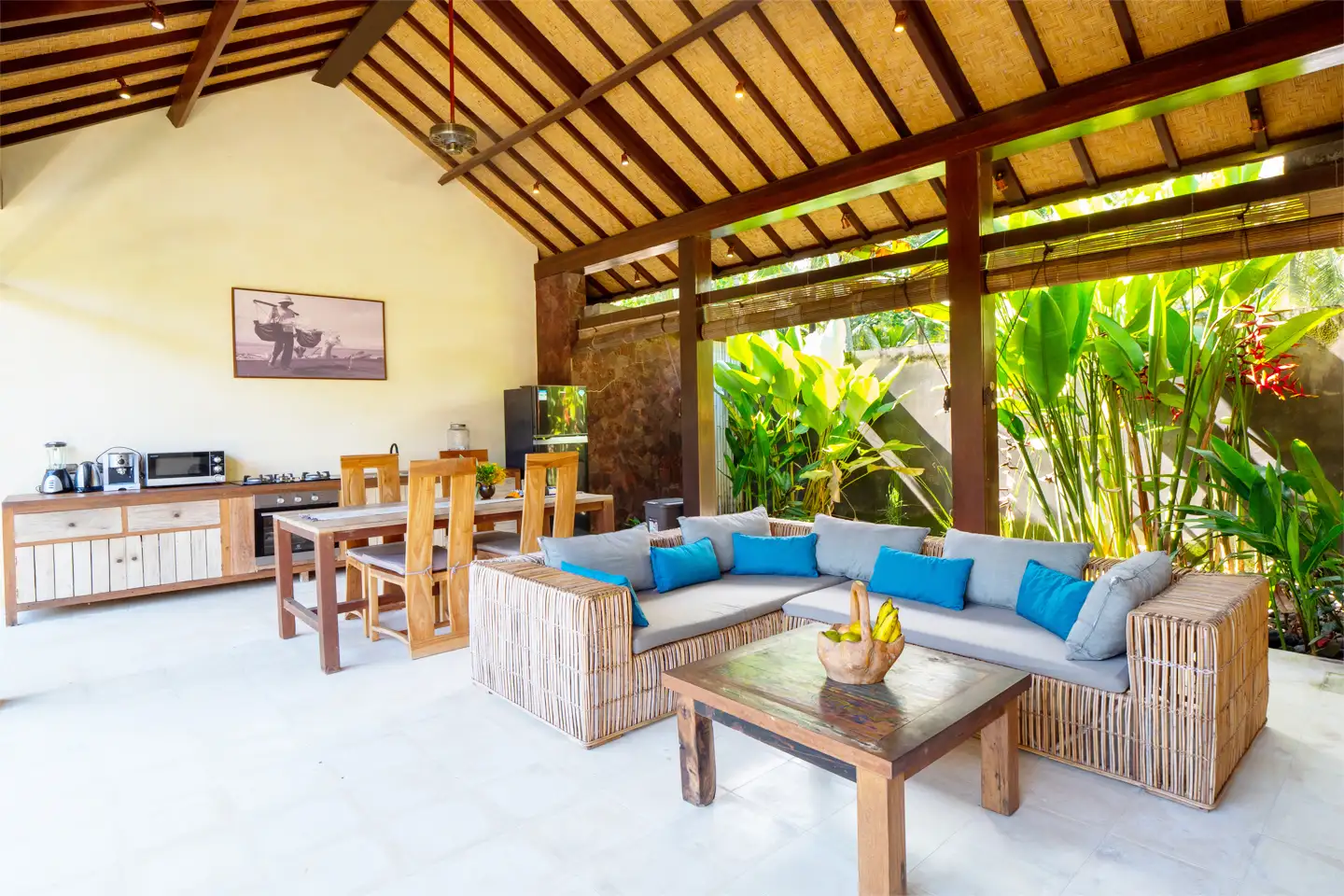Villa 100m² in Indonesia, NorthBali. Priced at 185000$ rent photo-8