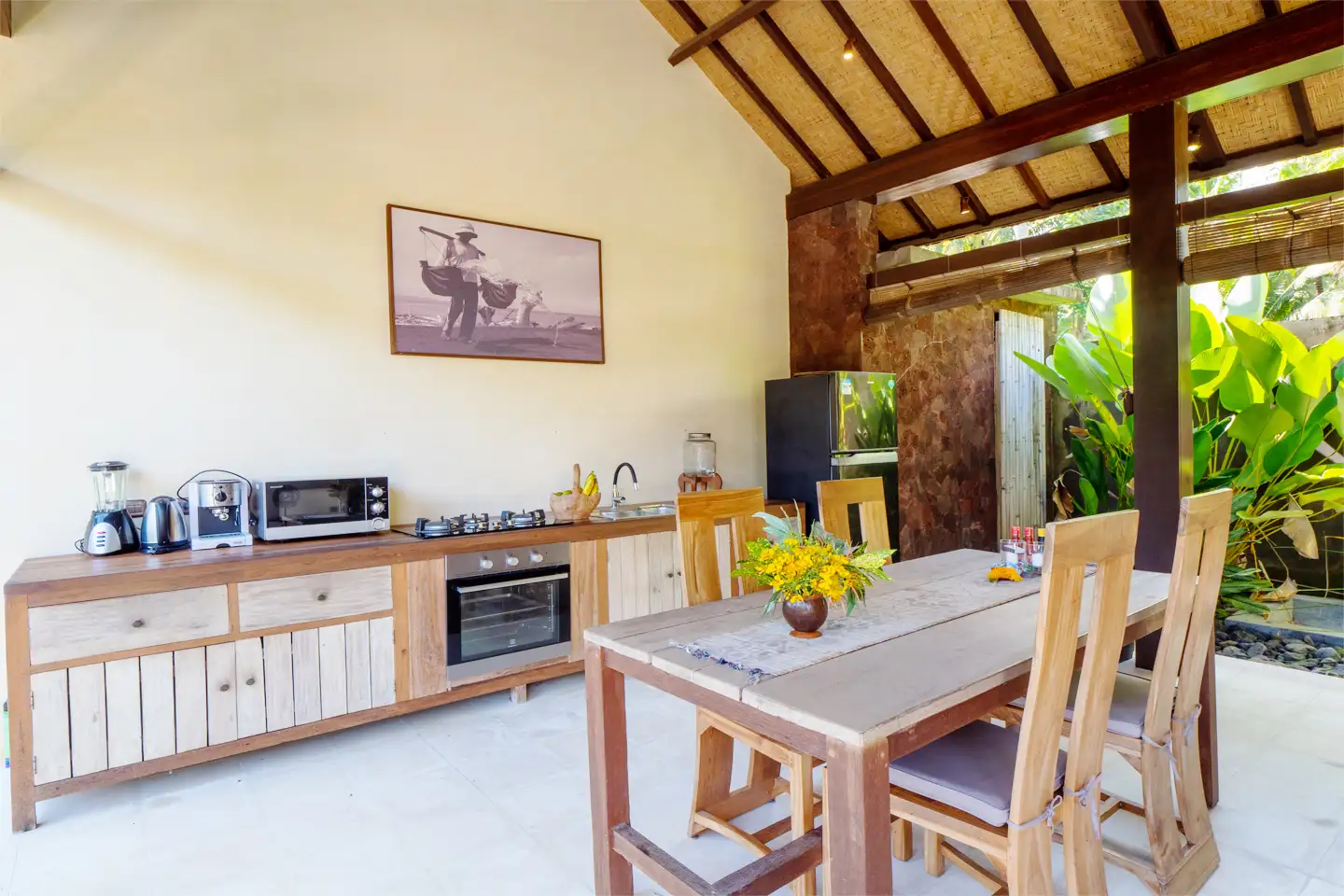 Villa 100m² in Indonesia, NorthBali. Priced at 185000$ rent photo-9
