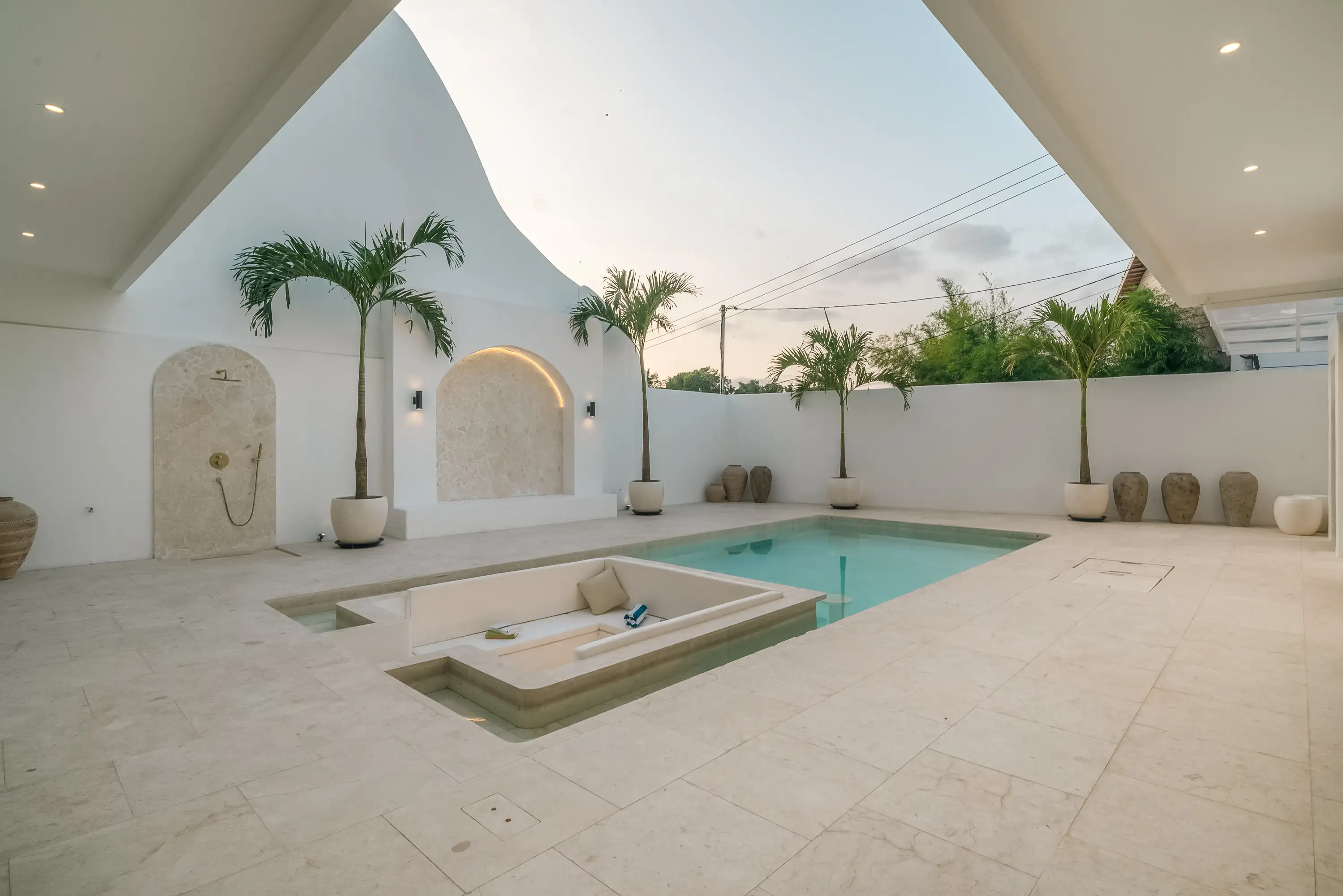 Villa 454m² in Indonesia, Canggu. Priced at 489000$ rent photo-3