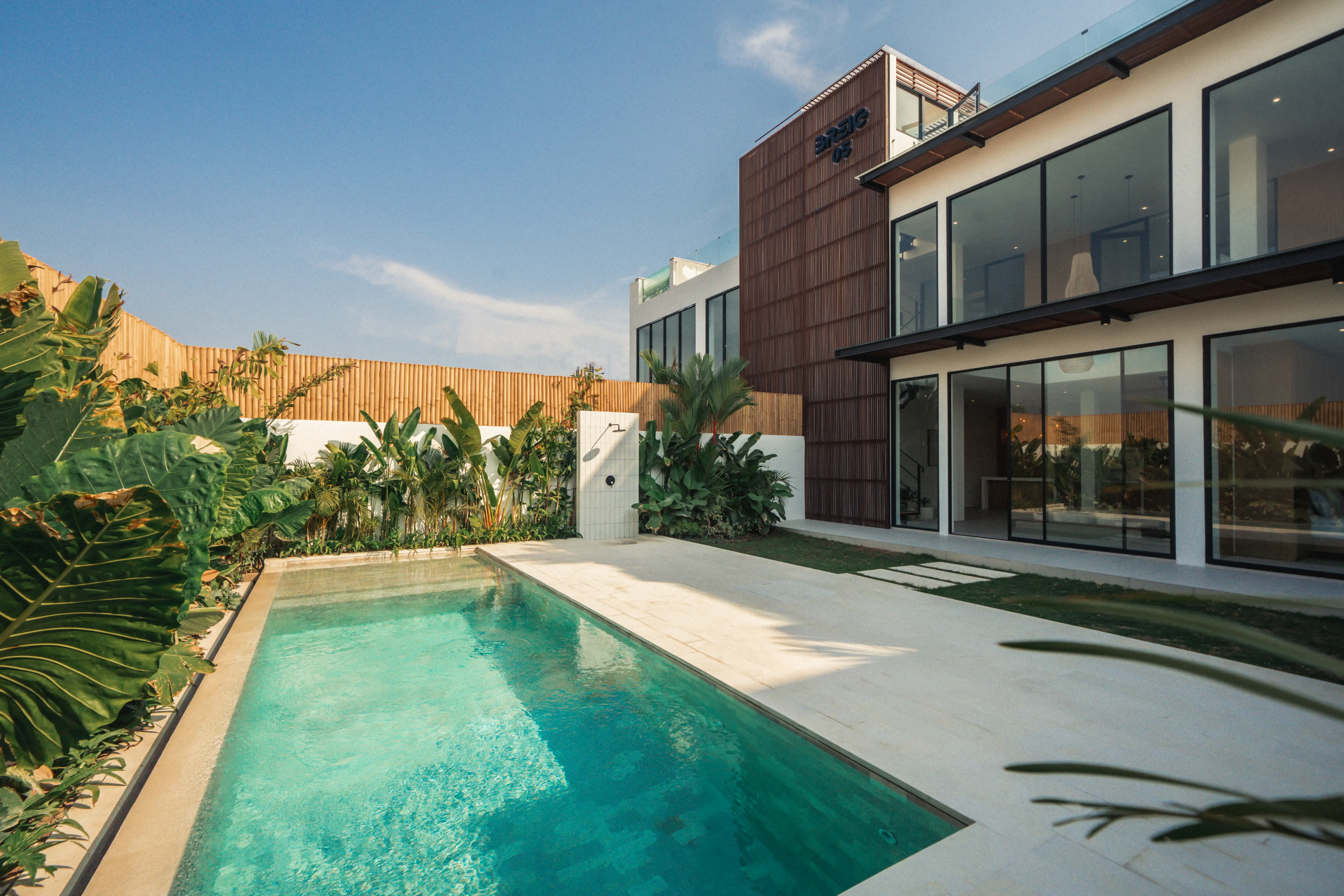 Villa 306m² in Indonesia, Canggu. Priced at 675000$ rent photo-4