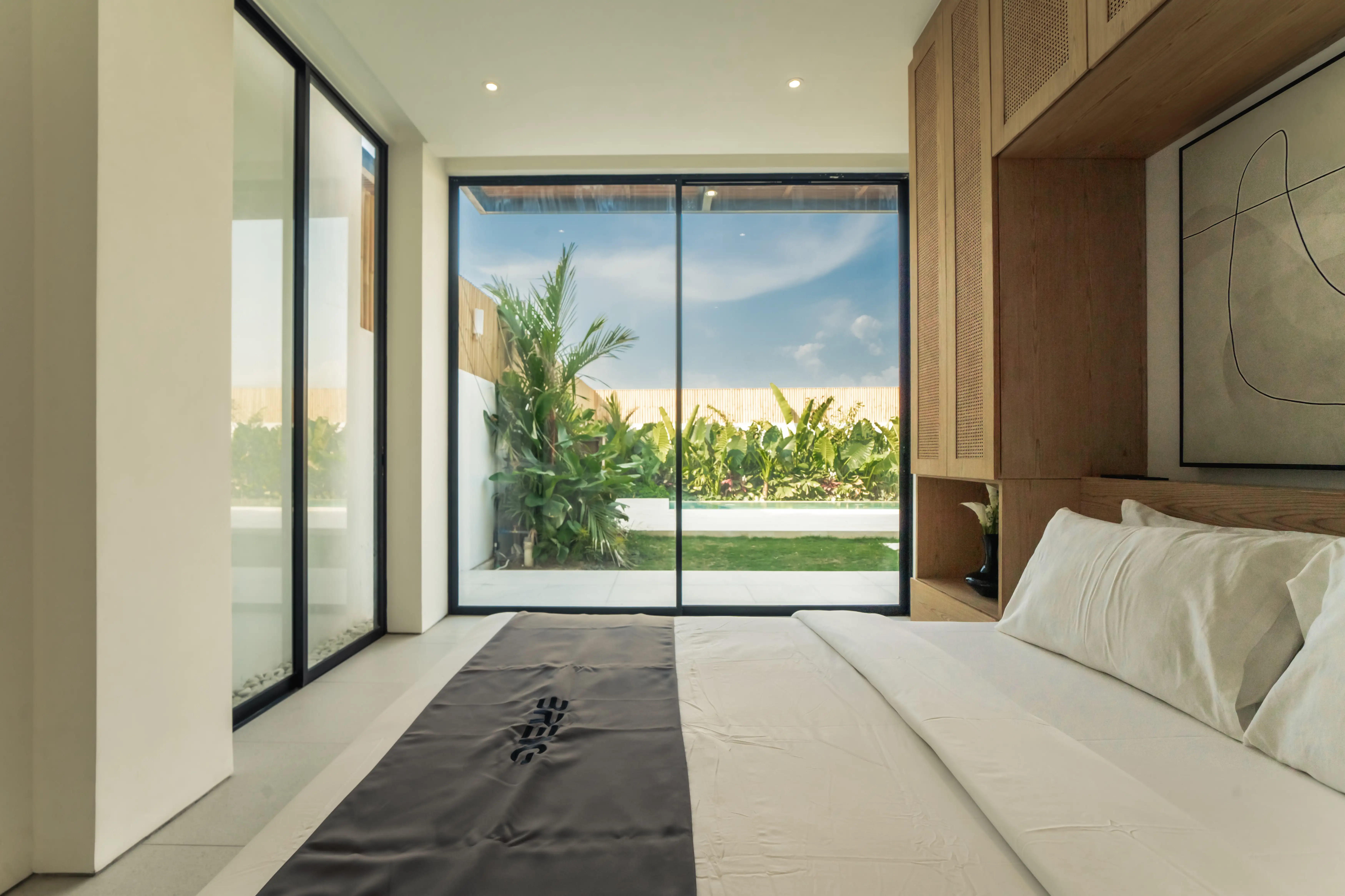Villa 306m² in Indonesia, Canggu. Priced at 675000$ rent photo-11