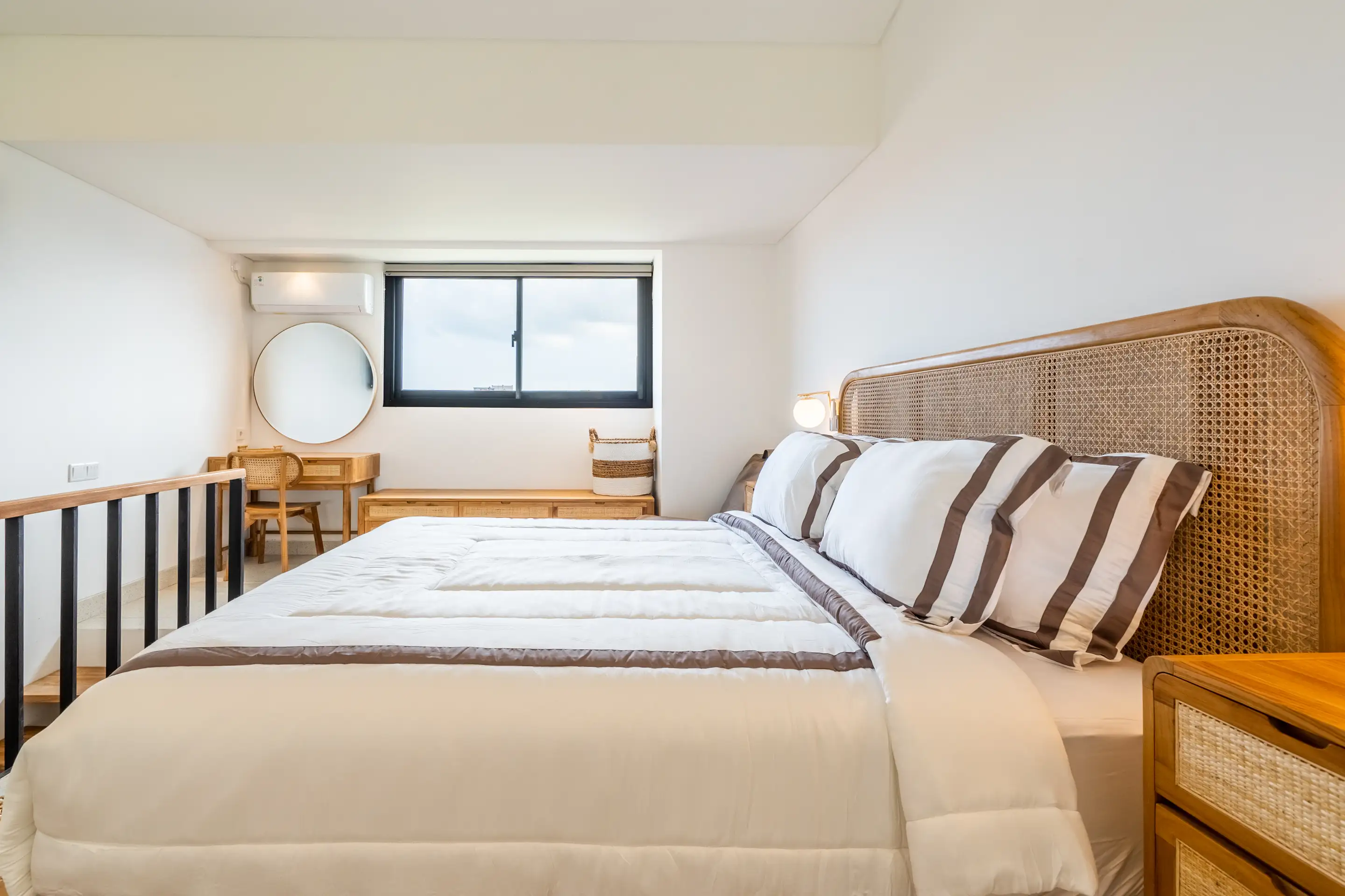 Flat 80m² in Indonesia, Canggu. Priced at 210000$ rent photo-9