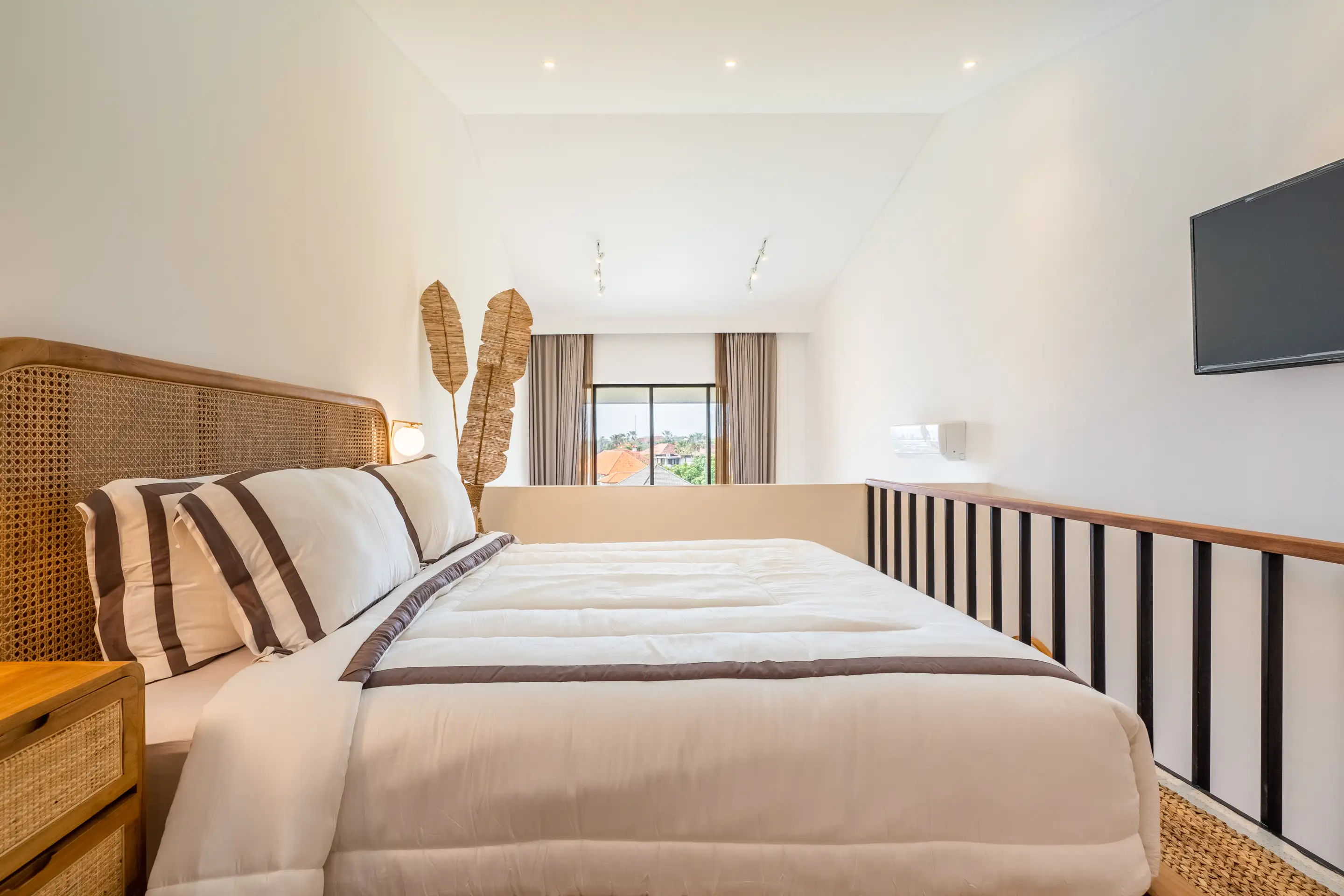 Flat 80m² in Indonesia, Canggu. Priced at 210000$ rent photo-10