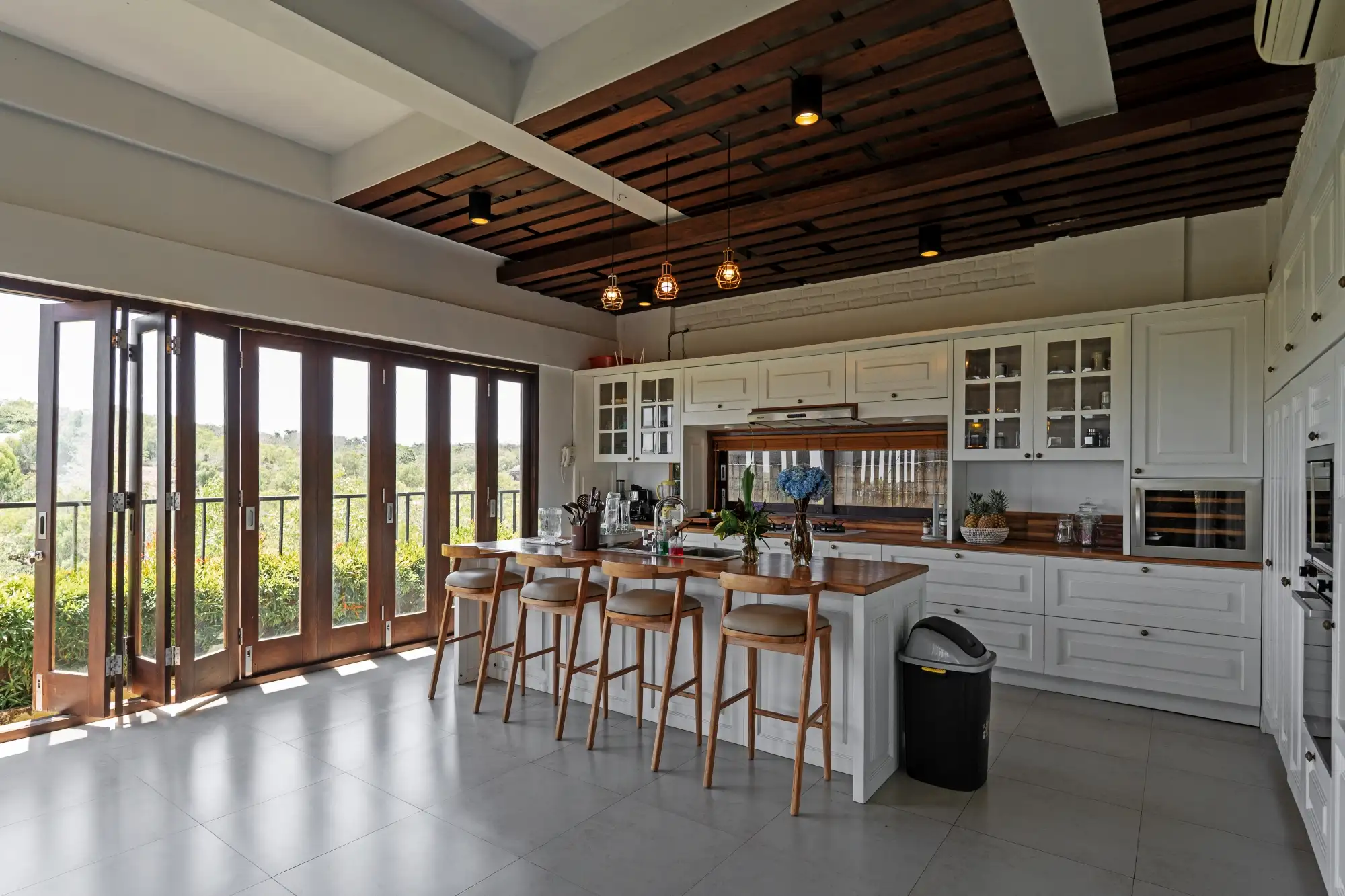 Villa 806m² in Indonesia, Bukit. Priced at 850000$ rent photo-15
