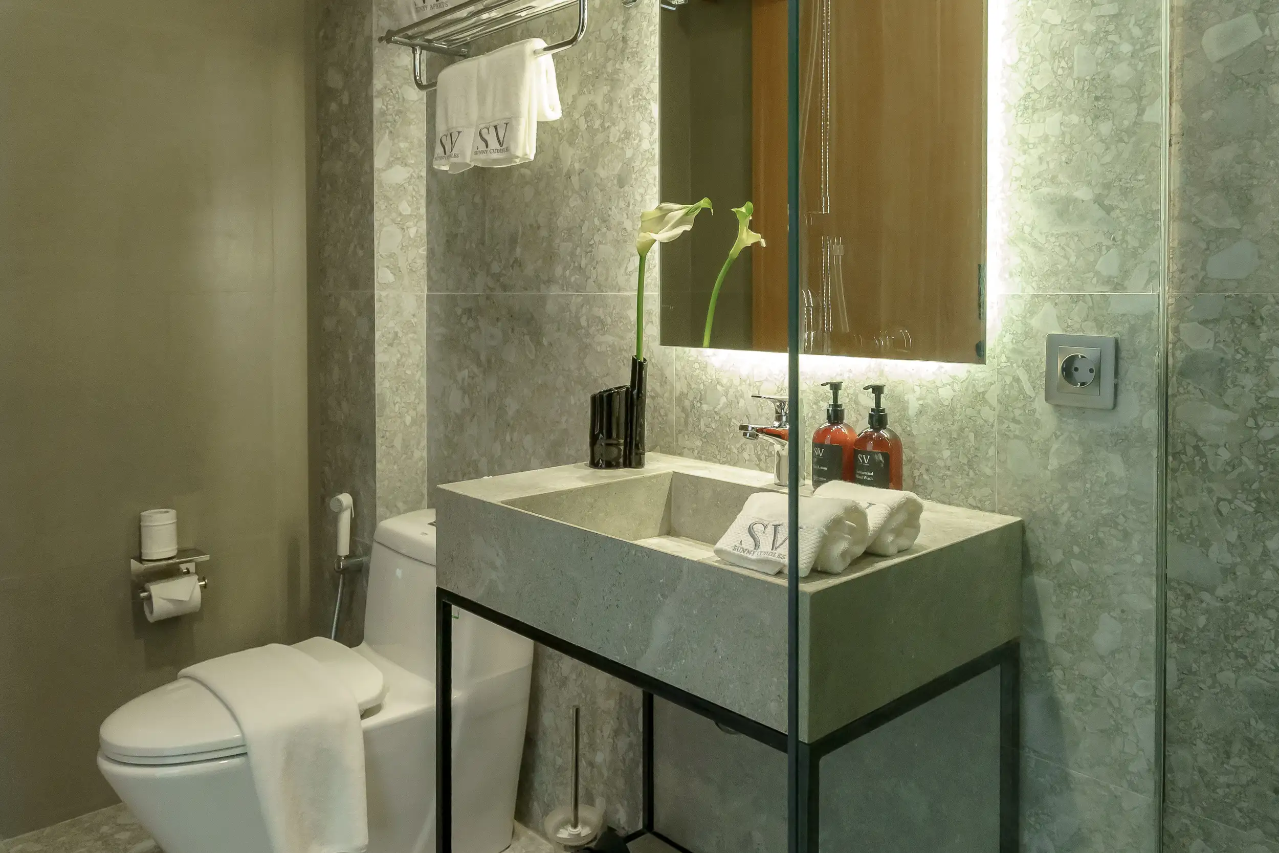 Flat 45m² in Indonesia, Canggu. Priced at 180000$ rent photo-4