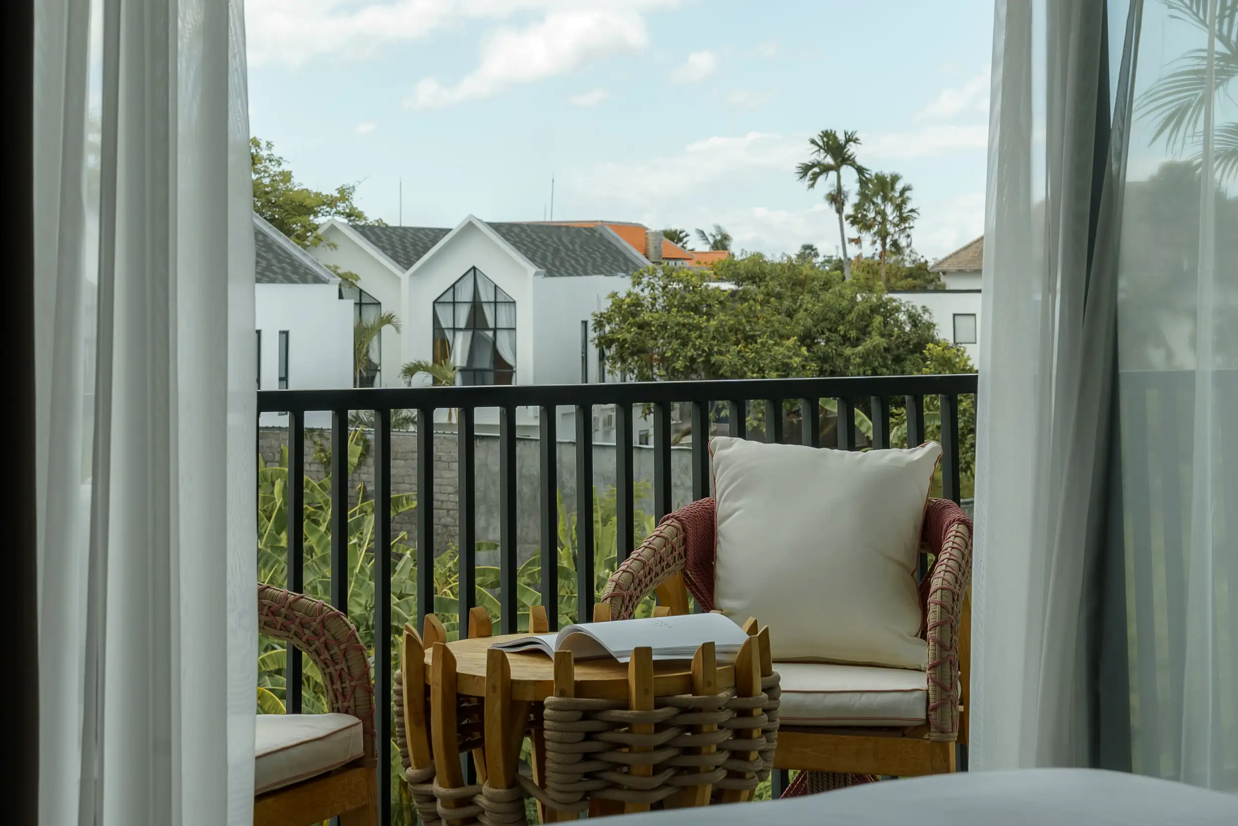 Flat 45m² in Indonesia, Canggu. Priced at 180000$ rent photo-8