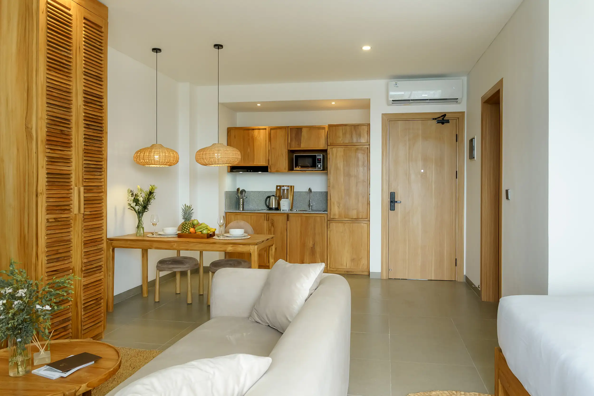 Flat 45m² in Indonesia, Canggu. Priced at 180000$ rent photo-20