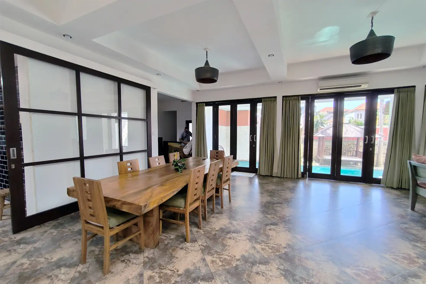 Villa 339m² in Indonesia, Umalas. Priced at 581610$ rent photo-8