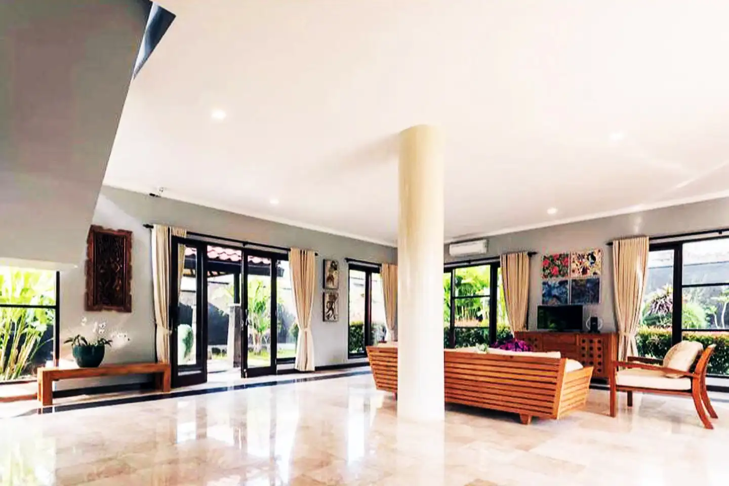 Villa 230m² in Indonesia, Canggu. Priced at 1421712$ rent photo-5