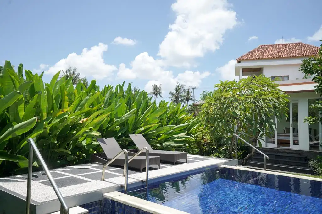 Villa 420m² in Indonesia, Canggu. Priced at 646233$ rent photo-5