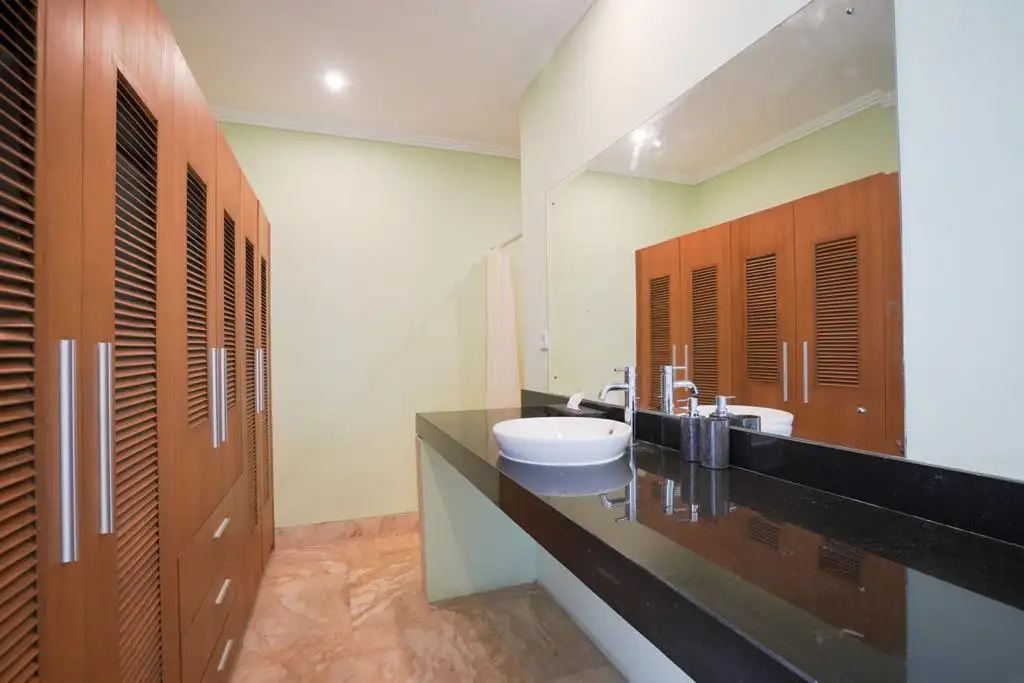 Villa 420m² in Indonesia, Canggu. Priced at 646233$ rent photo-14