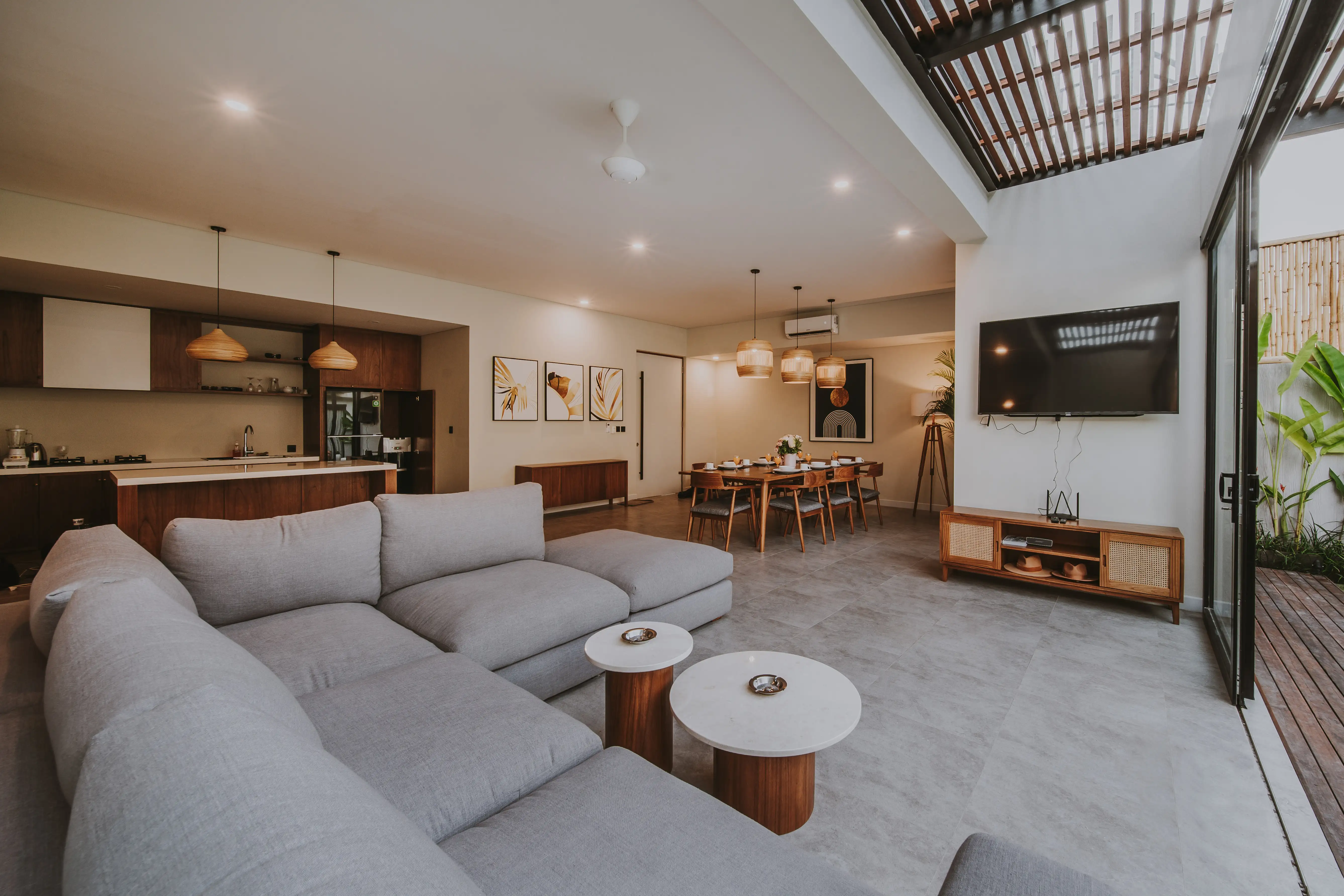 Villa 263m² in Indonesia, Canggu. Priced at 820000$ rent photo-13
