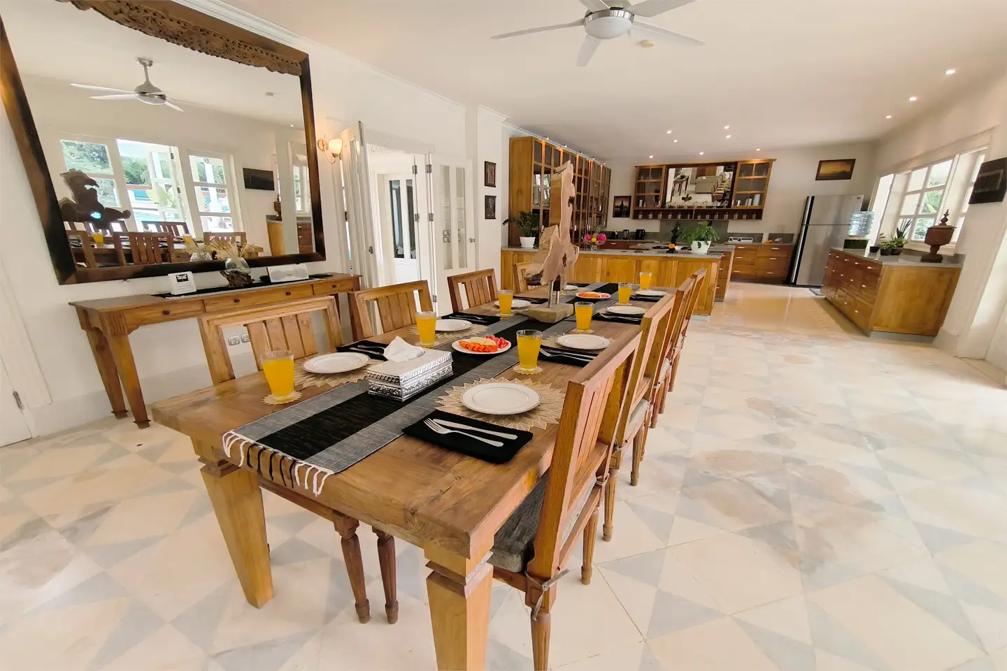 Villa 1081m² in Indonesia, Tabanan. Priced at 1793798$ rent photo-24