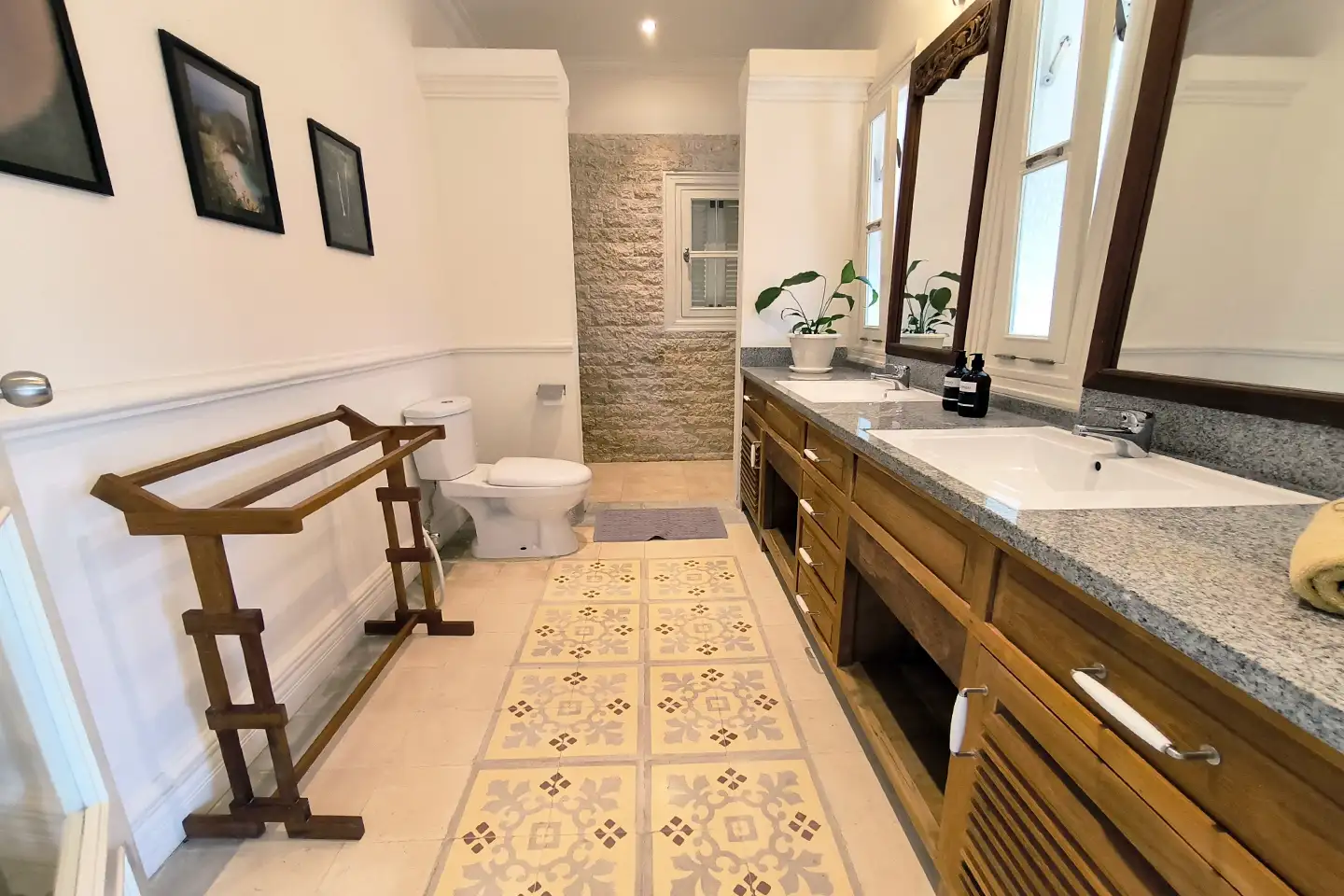 Villa 1081m² in Indonesia, Tabanan. Priced at 1793798$ rent photo-29