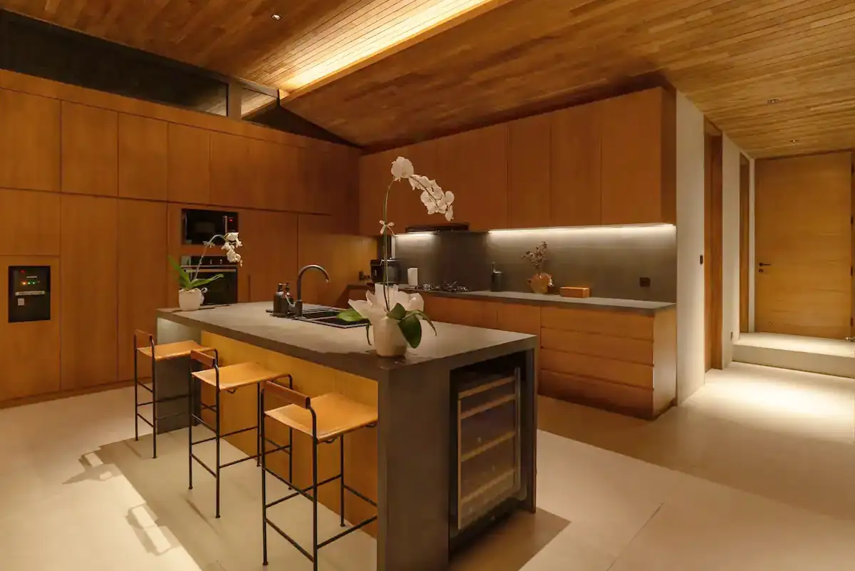 Villa 650m² in Indonesia, Bukit. Priced at 3500000$ rent photo-23