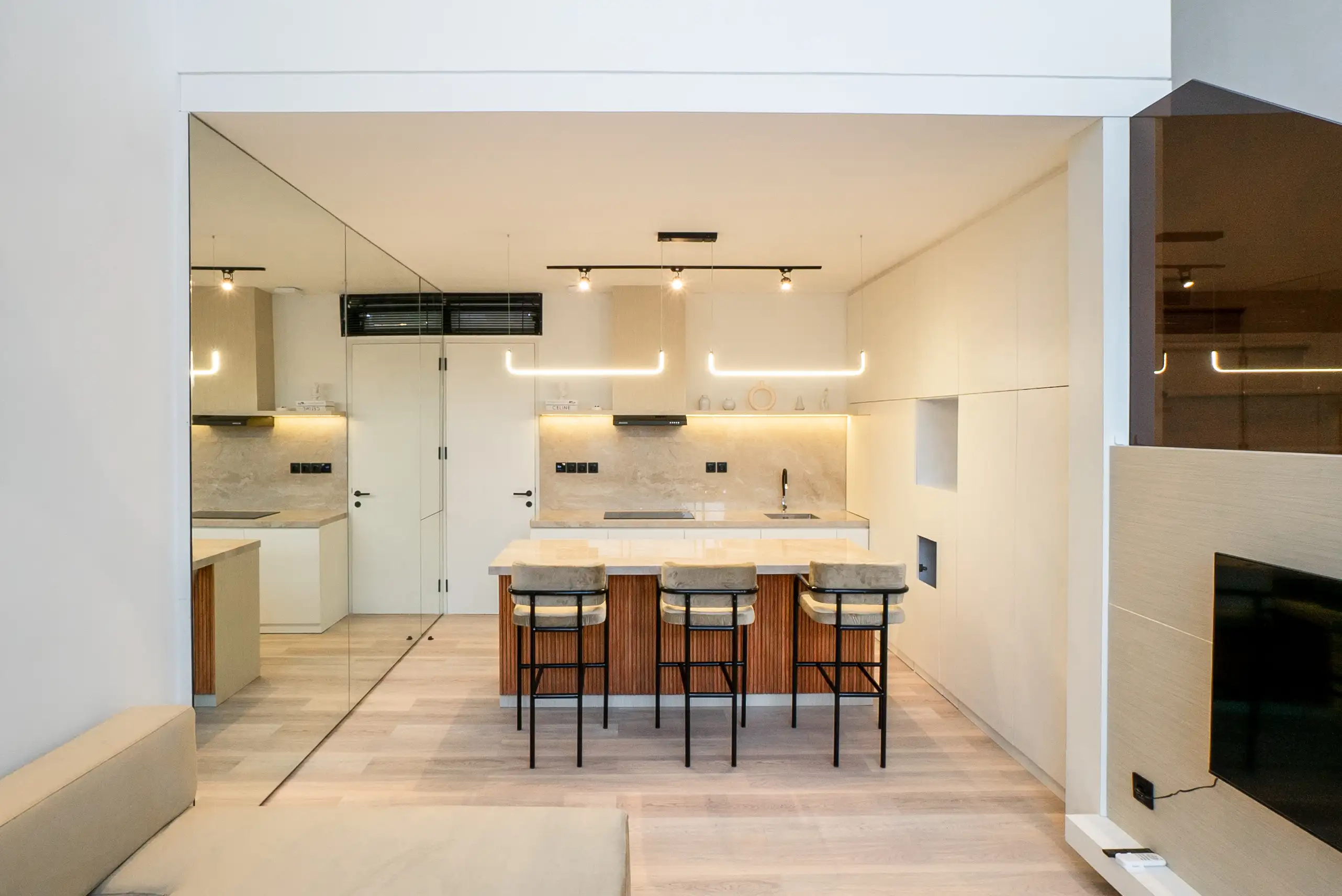 Villa 98m² in Indonesia, Canggu. Priced at 365000$ rent photo-29