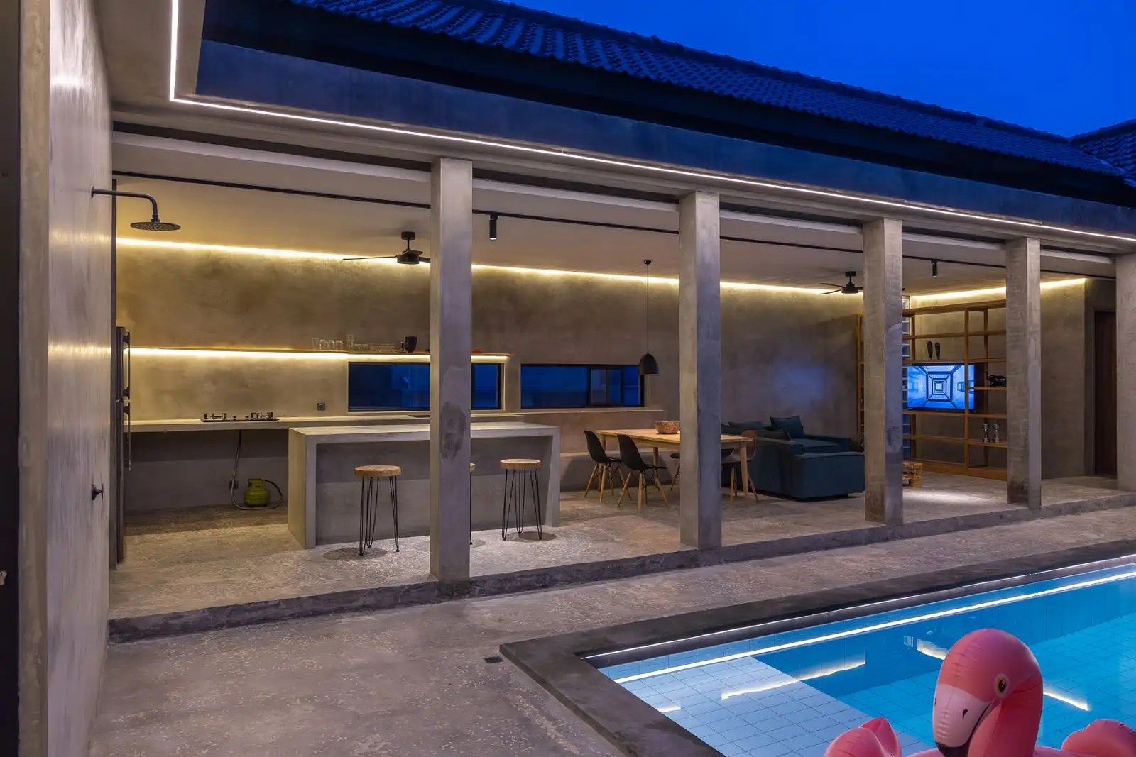Villa 210m² in Indonesia, Canggu. Priced at 200000$ rent photo-20