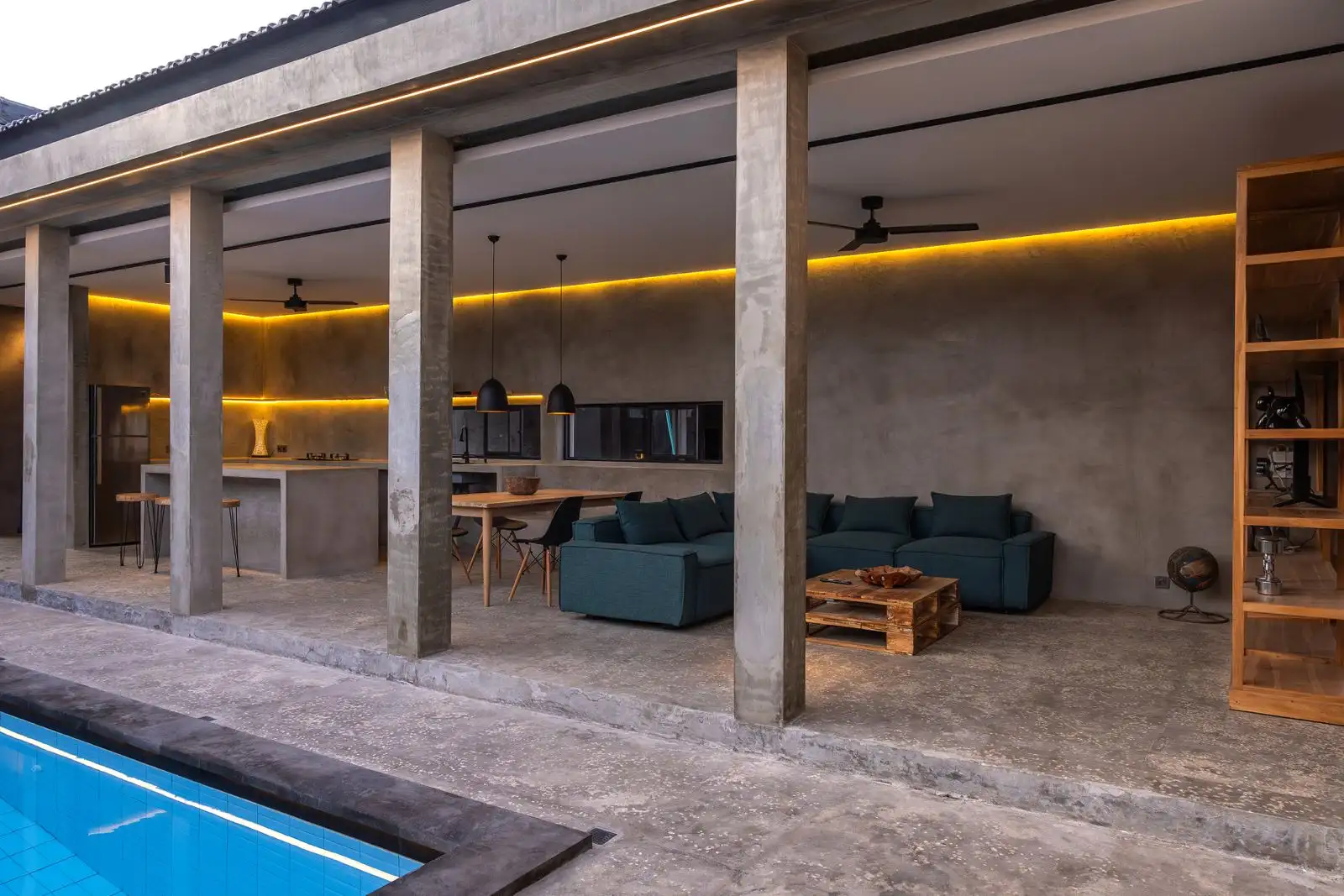Villa 210m² in Indonesia, Canggu. Priced at 200000$ rent photo-27