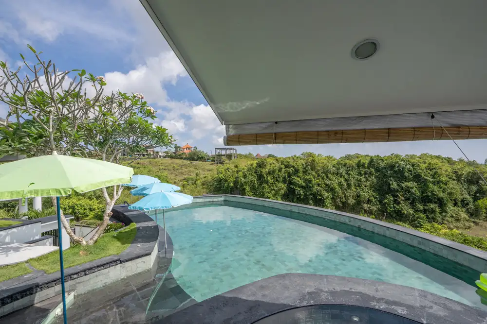 Villa 1000m² in Indonesia, Bukit. Priced at 1900000$ rent photo-4