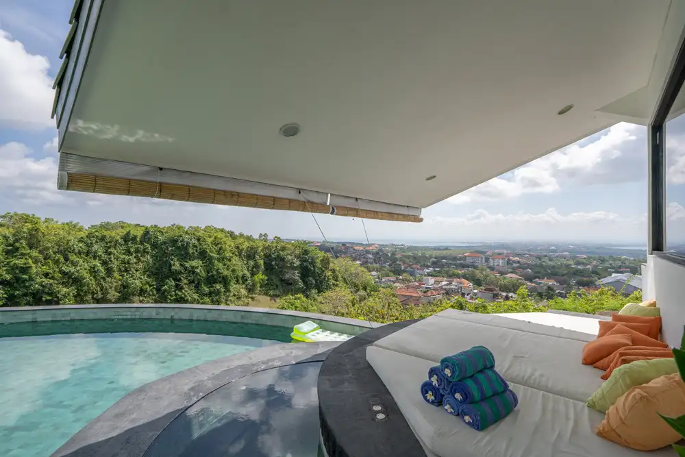 Villa 1000m² in Indonesia, Bukit. Priced at 1900000$ rent photo-17