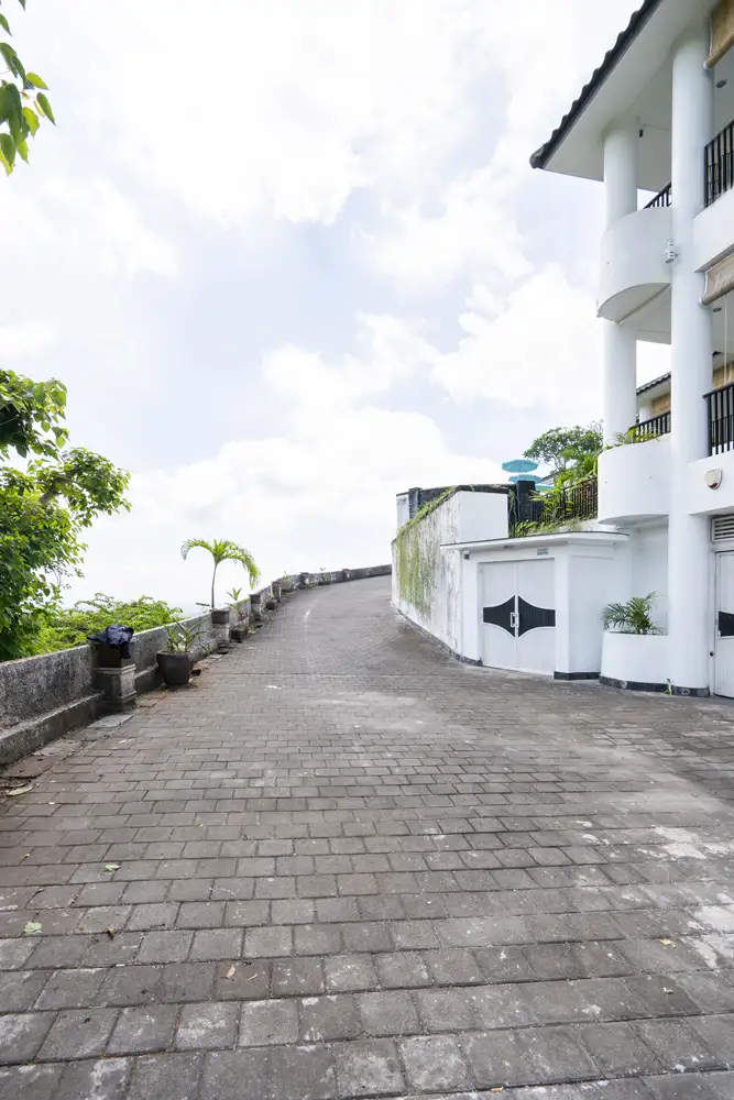 Villa 1000m² in Indonesia, Bukit. Priced at 1900000$ rent photo-26