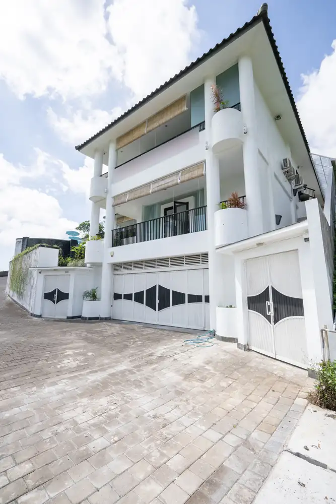Villa 1000m² in Indonesia, Bukit. Priced at 1900000$ rent photo-27