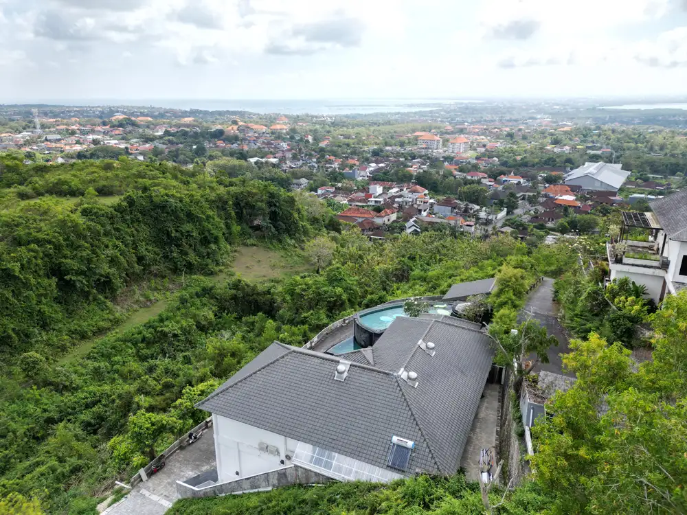 Villa 1000m² in Indonesia, Bukit. Priced at 1900000$ rent photo-30