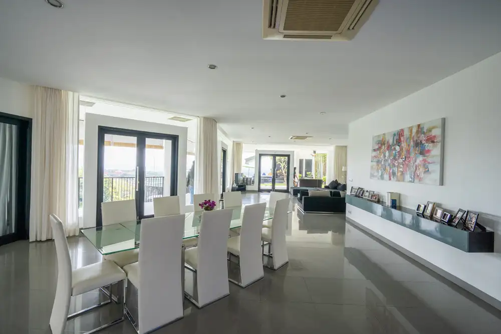 Villa 1000m² in Indonesia, Bukit. Priced at 1900000$ rent photo-35